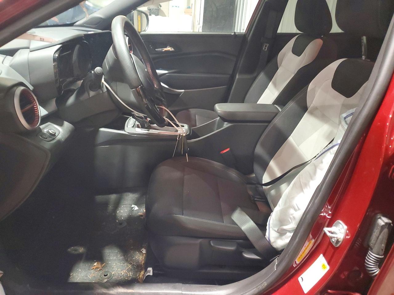 2025 Chevrolet Trax 1rs Burgundy vin: KL77LGEP4SC073052
