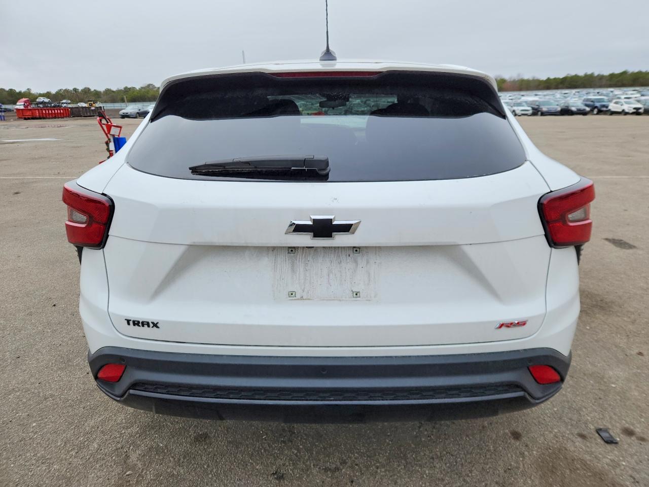 2025 Chevrolet Trax 1rs White vin: KL77LGEP6SC071156