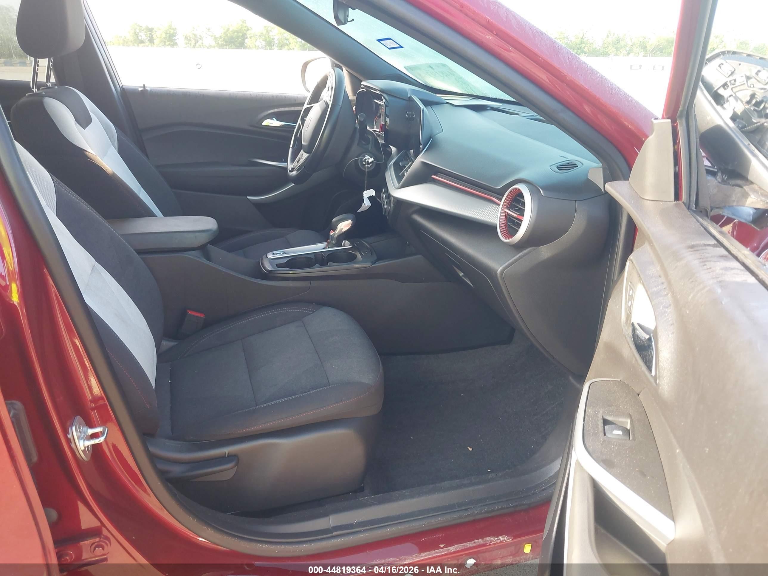 2025 Chevrolet Trax Fwd 1rs Red vin: KL77LGEP9SC014241