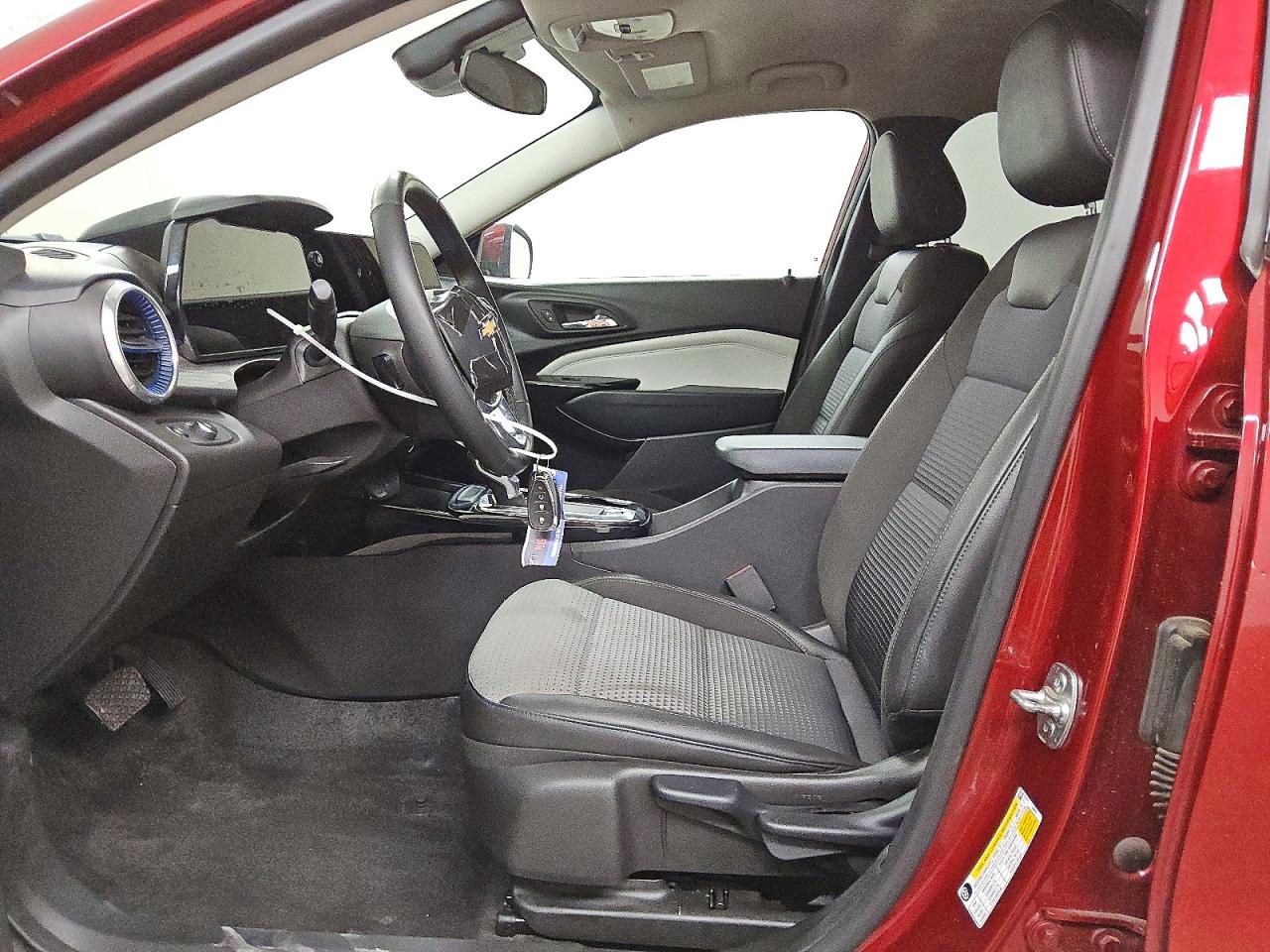 2025 Chevrolet Trax 1lt Red vin: KL77LHEP0SC215726