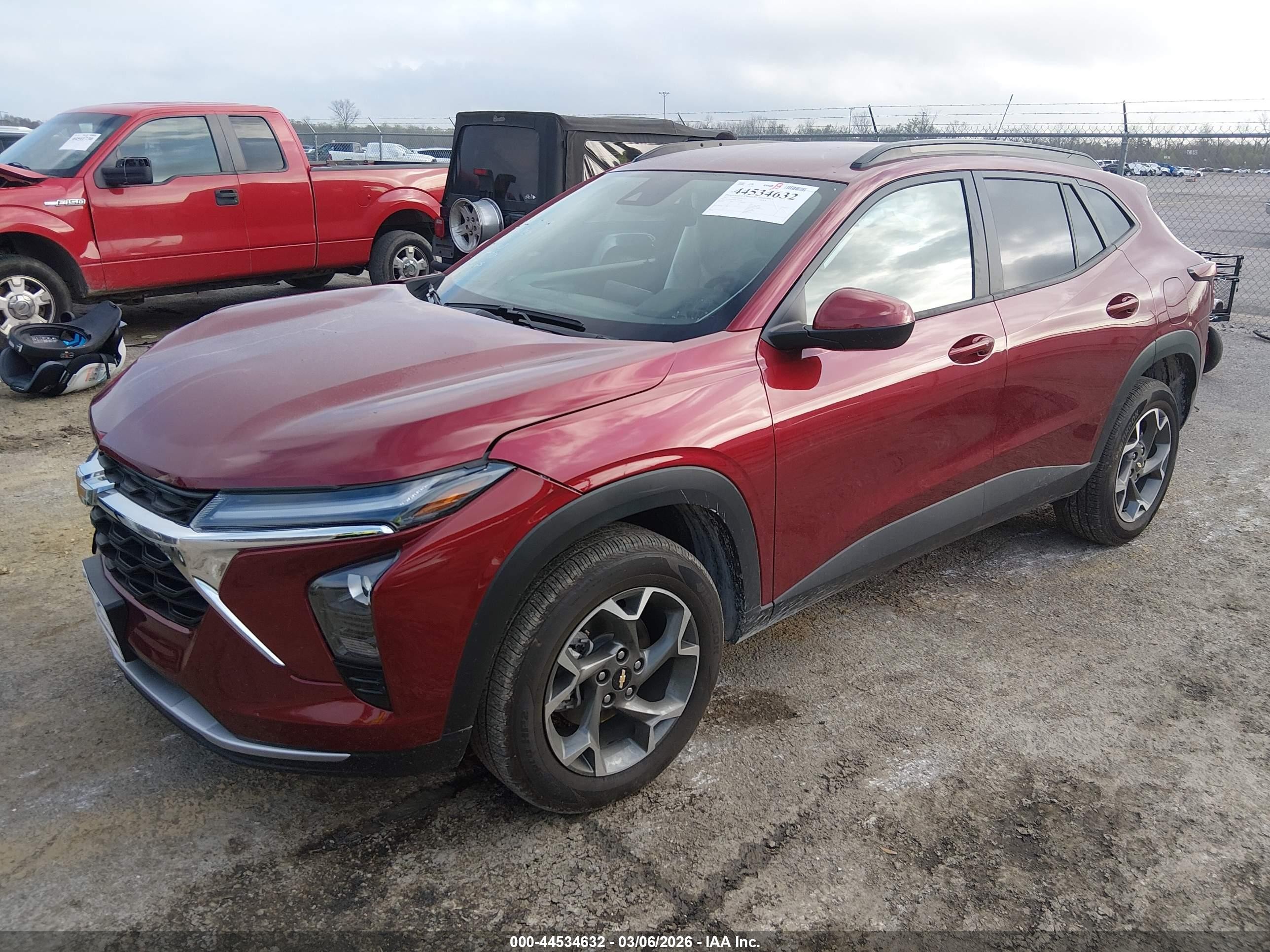 2025 Chevrolet Trax Fwd Lt Red vin: KL77LHEP0SC234776