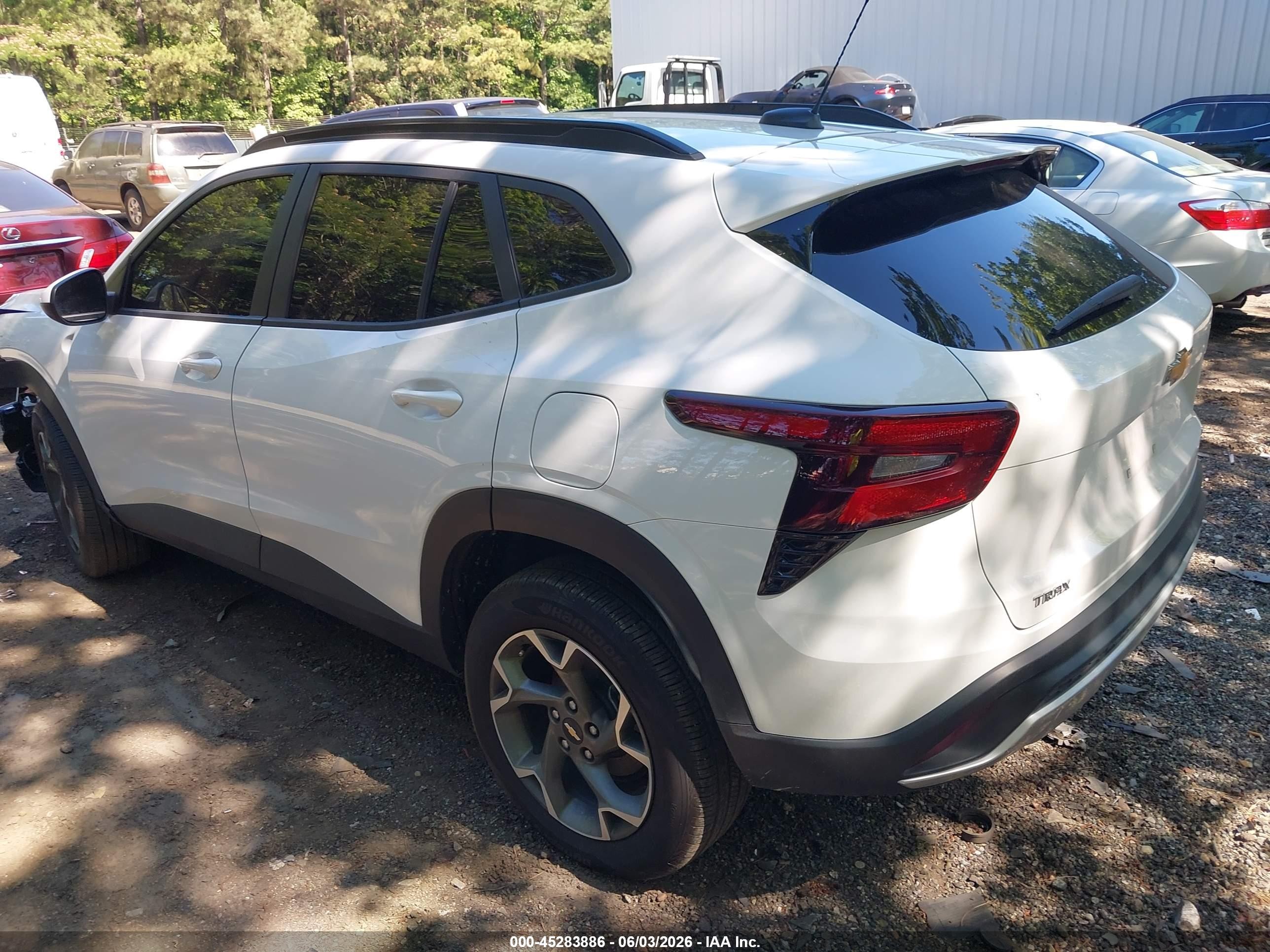 2025 Chevrolet Trax Fwd Lt White vin: KL77LHEP0SC257331