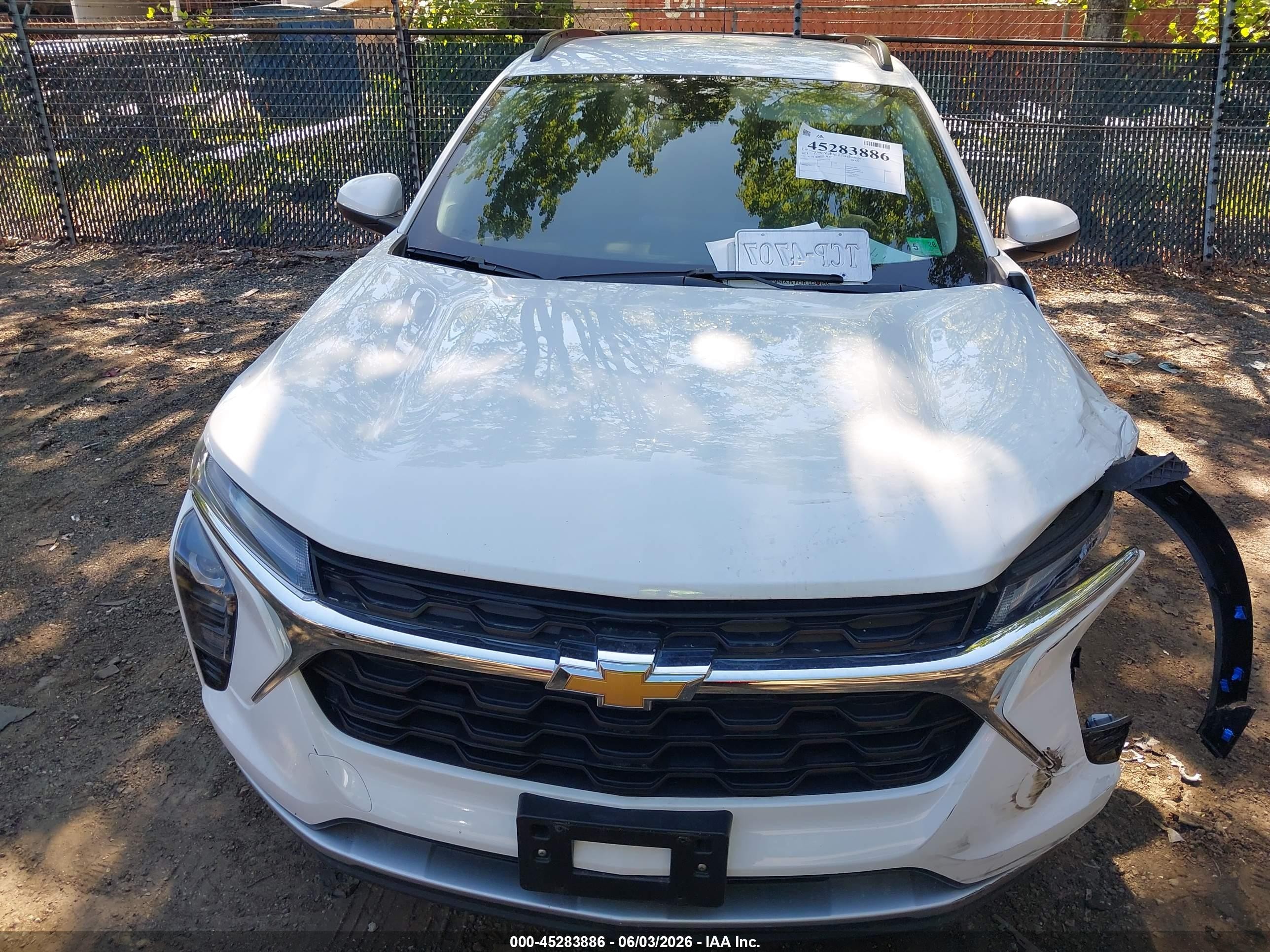 2025 Chevrolet Trax Fwd Lt White vin: KL77LHEP0SC257331