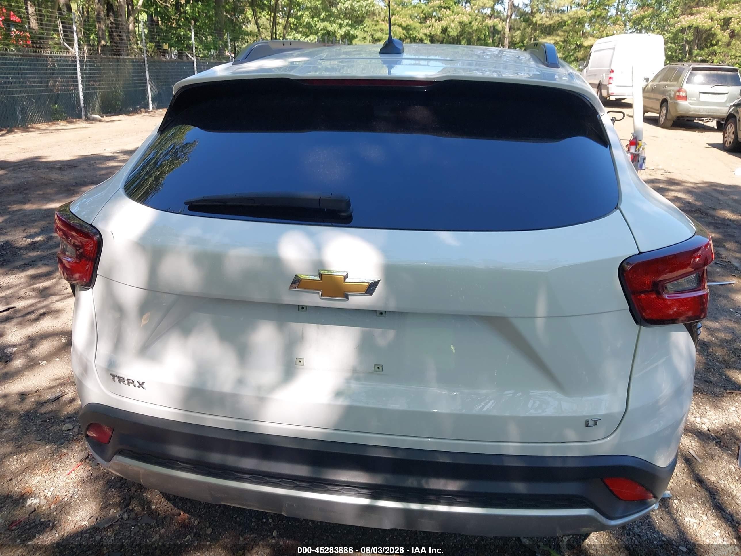 2025 Chevrolet Trax Fwd Lt White vin: KL77LHEP0SC257331