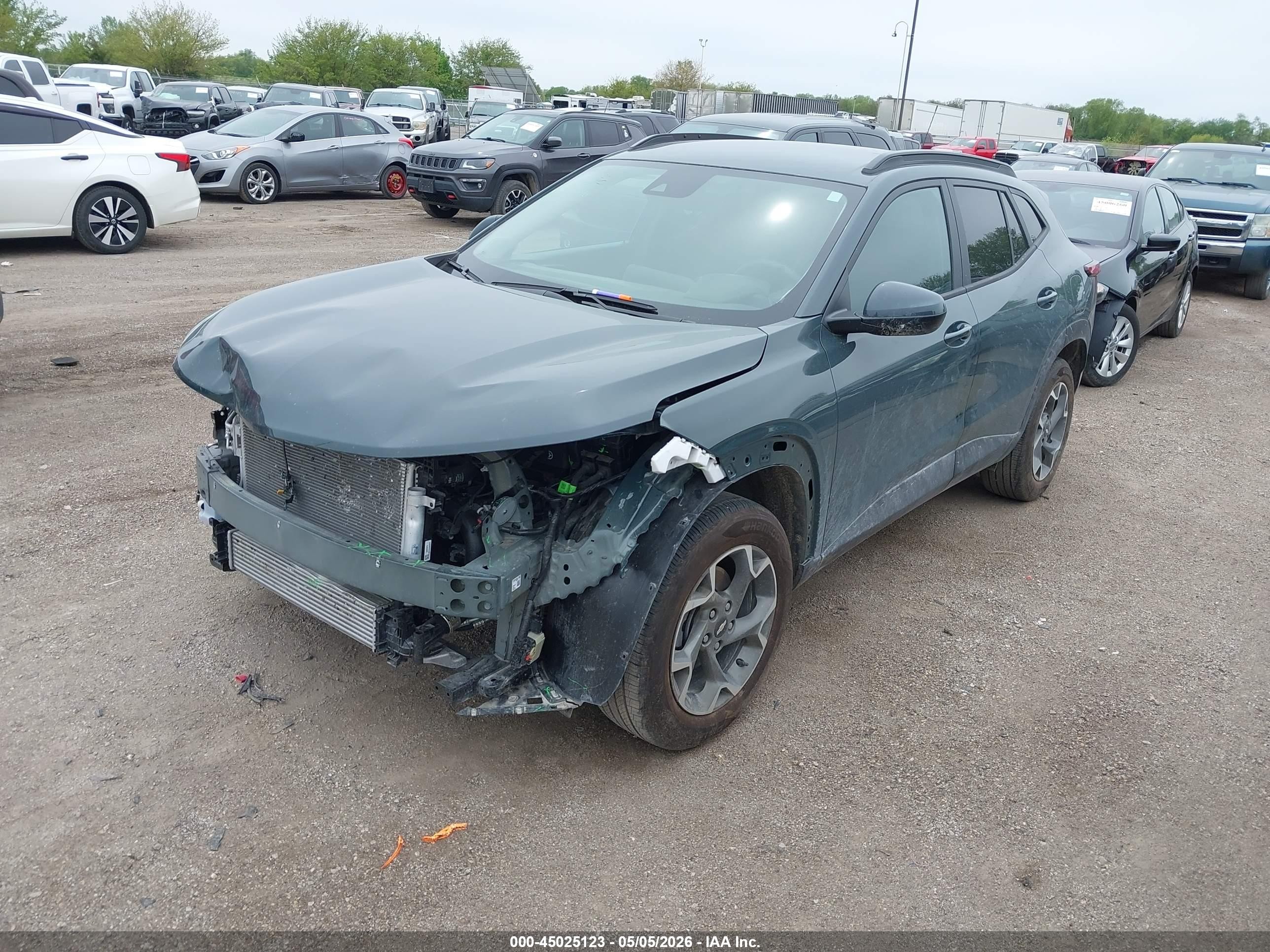 2025 Chevrolet Trax Fwd Lt Black vin: KL77LHEP0SC293228