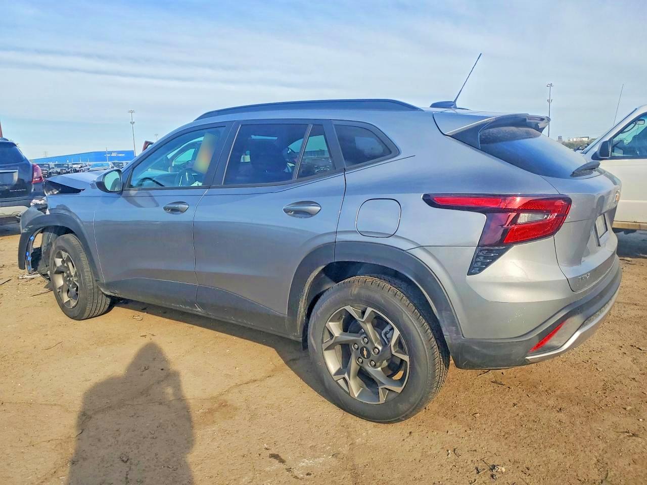 2025 Chevrolet Trax 1lt Gray vin: KL77LHEP1SC039592