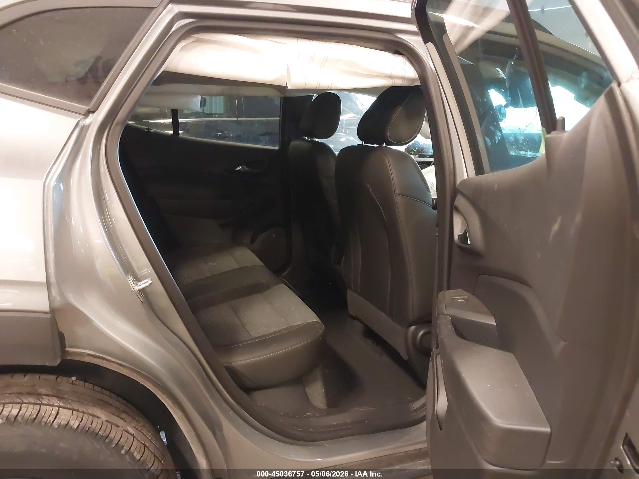 2025 Chevrolet Trax Fwd Lt Gray vin: KL77LHEP1SC225231