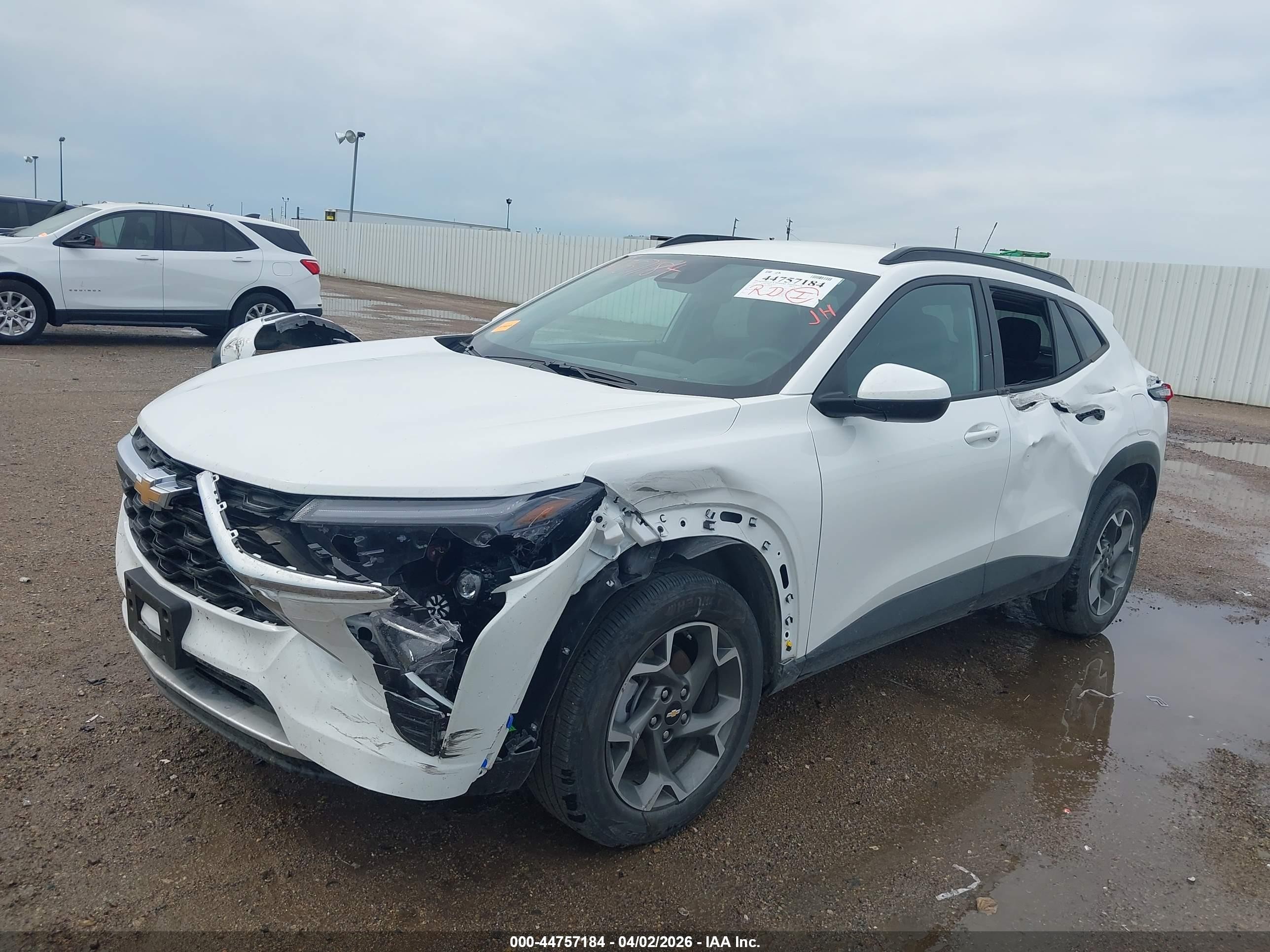 2025 Chevrolet Trax Fwd Lt White vin: KL77LHEP2SC248498