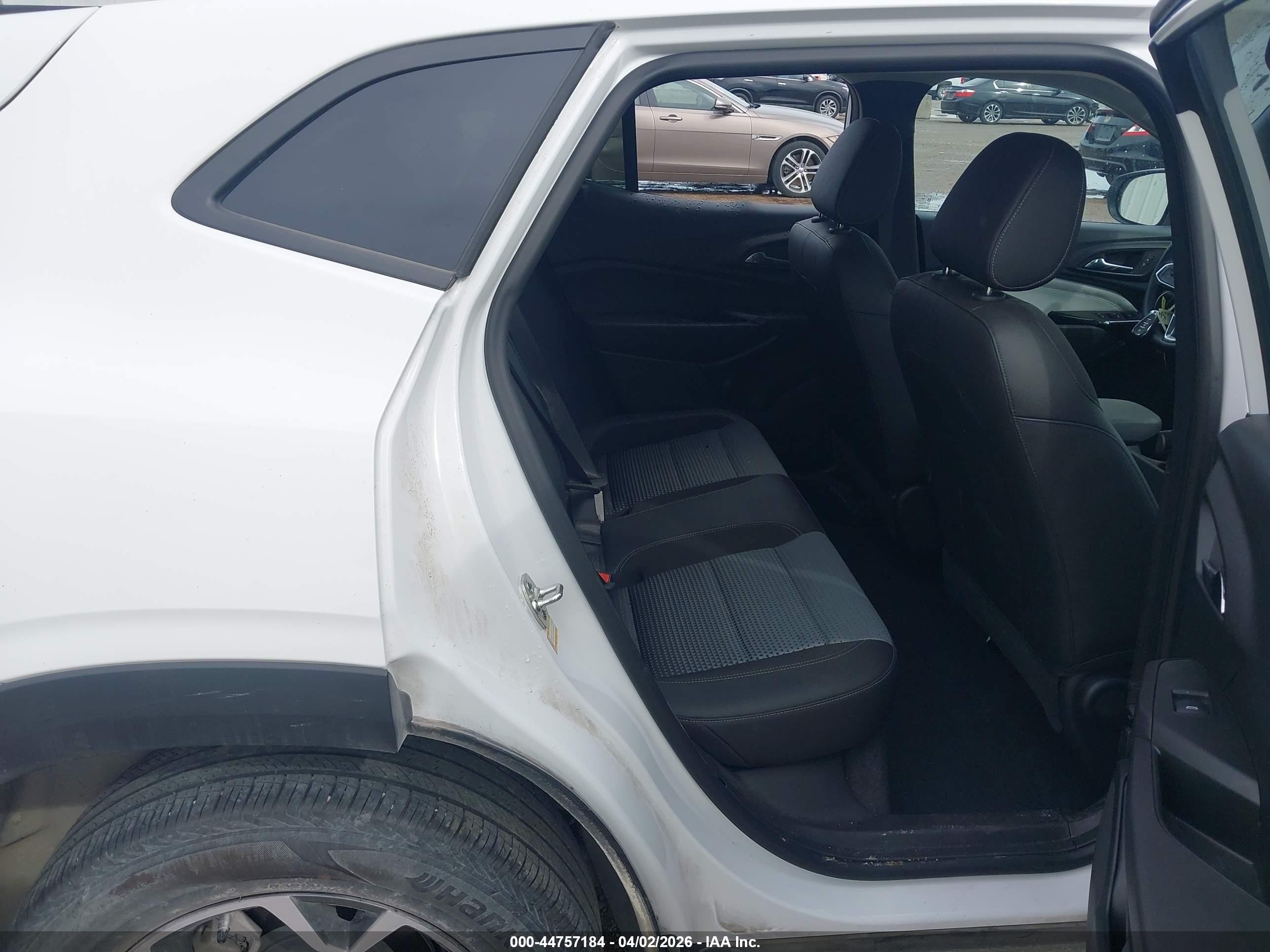 2025 Chevrolet Trax Fwd Lt White vin: KL77LHEP2SC248498
