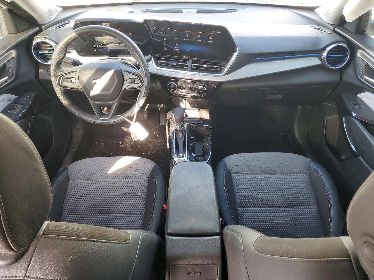 2025 Chevrolet Trax 1lt White vin: KL77LHEP3SC167039