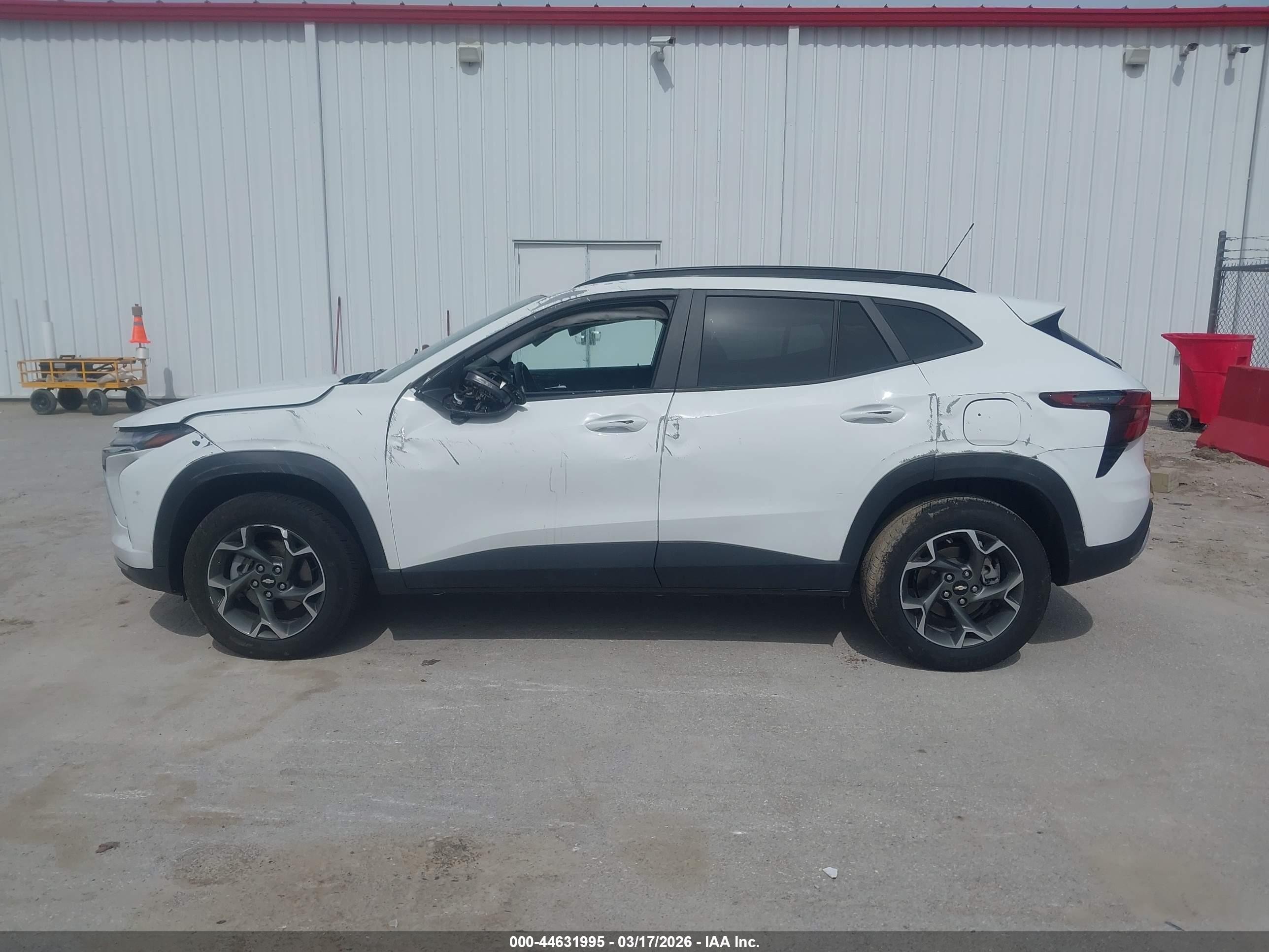 2025 Chevrolet Trax Fwd Lt White vin: KL77LHEP5SC015702