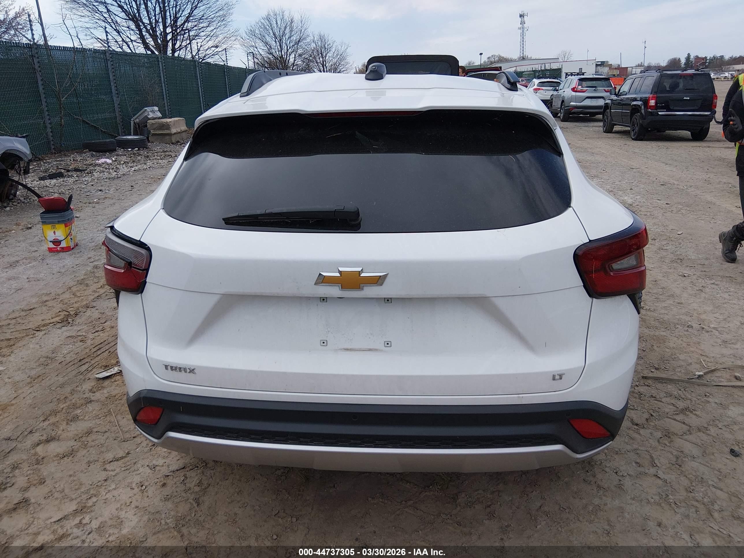 2025 Chevrolet Trax Fwd Lt White vin: KL77LHEP5SC264341