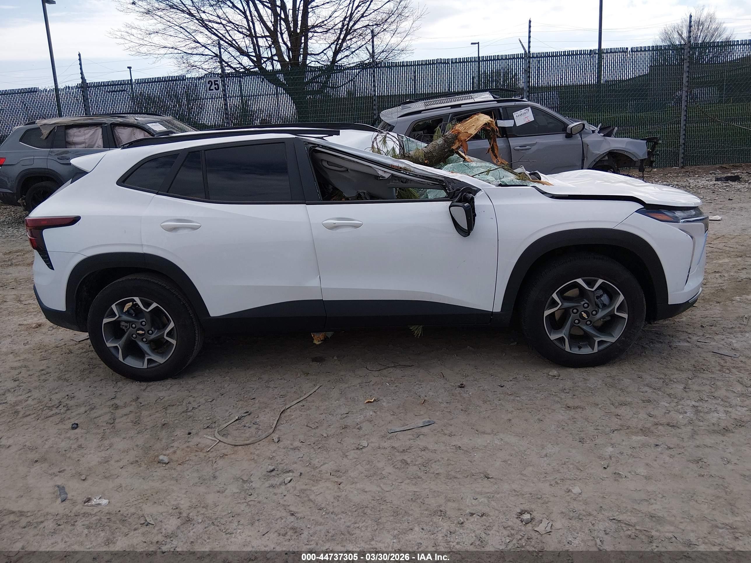 2025 Chevrolet Trax Fwd Lt White vin: KL77LHEP5SC264341