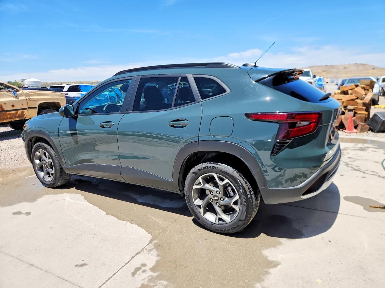 2025 Chevrolet Trax 1lt Green vin: KL77LHEP5SC271905