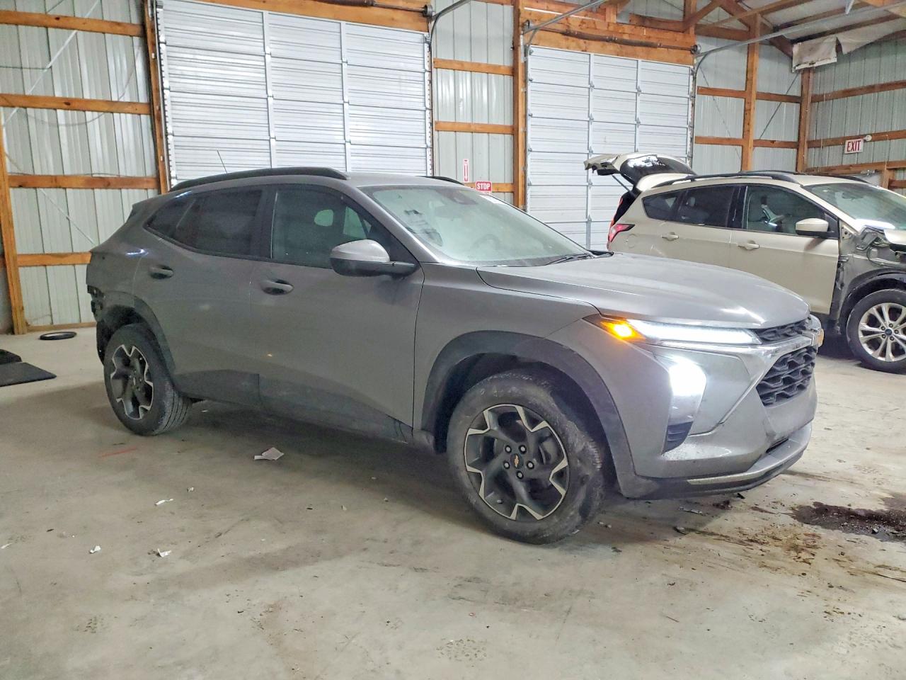 2025 Chevrolet Trax 1lt Gray vin: KL77LHEP7SC081460