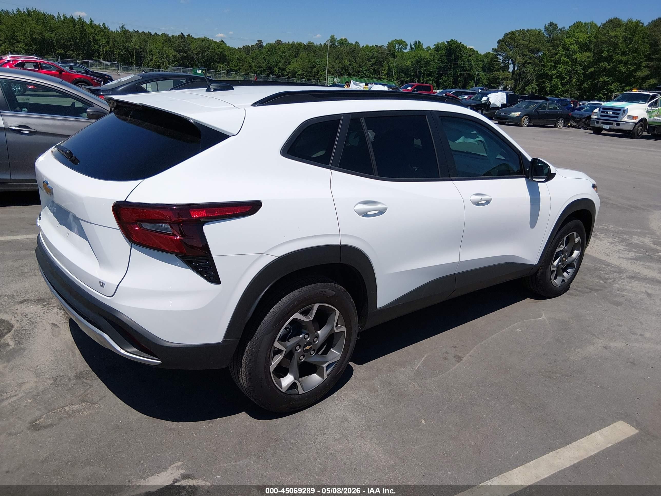 2026 Chevrolet Trax Fwd Lt White vin: KL77LHEP7TC014844