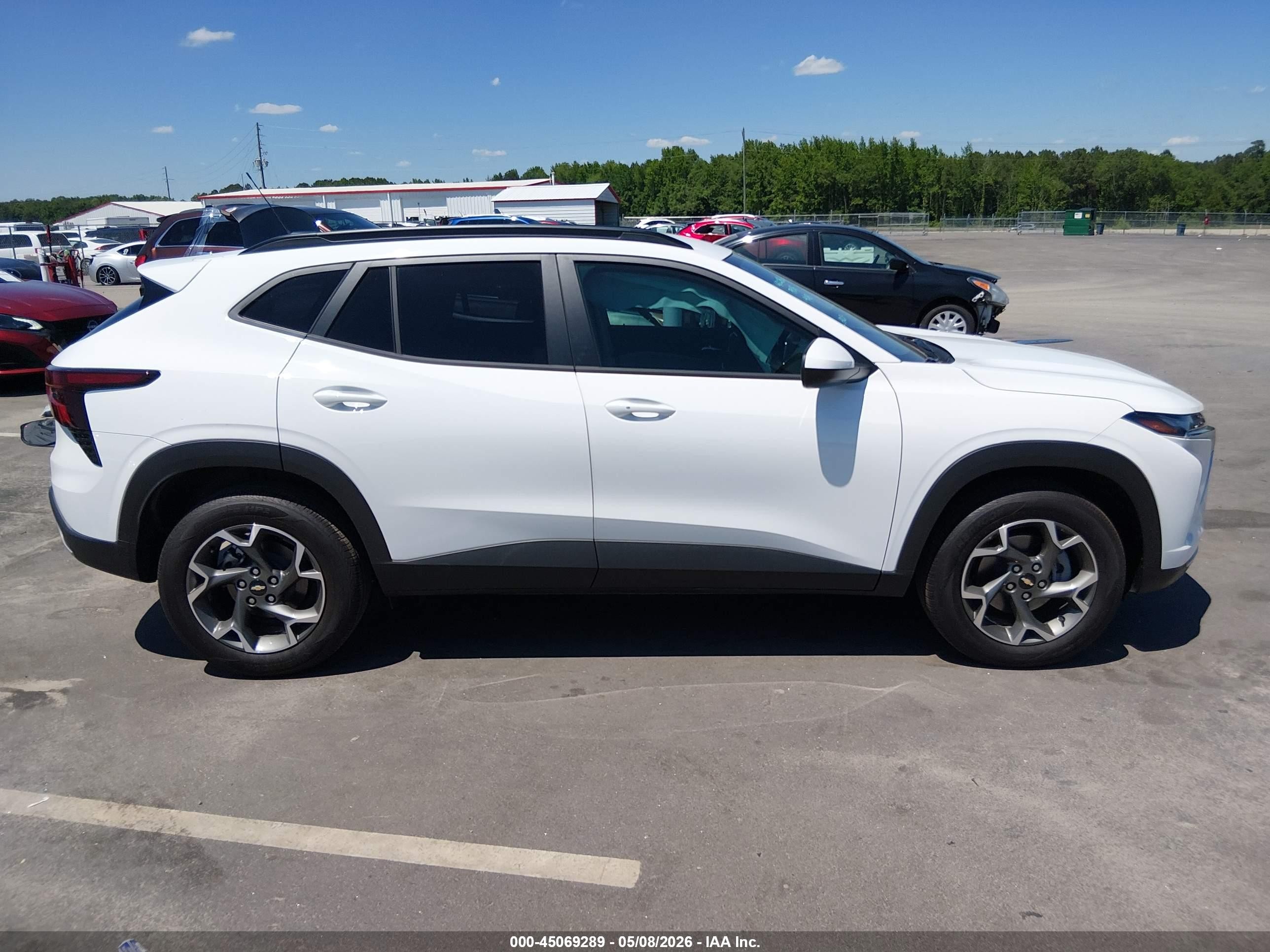 2026 Chevrolet Trax Fwd Lt White vin: KL77LHEP7TC014844