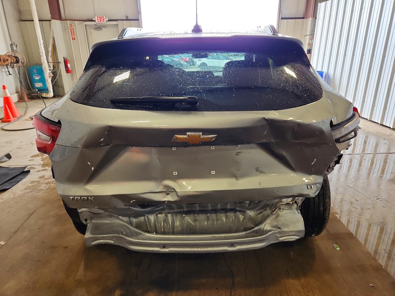 2025 Chevrolet Trax 1lt Gray vin: KL77LHEP8SC195192