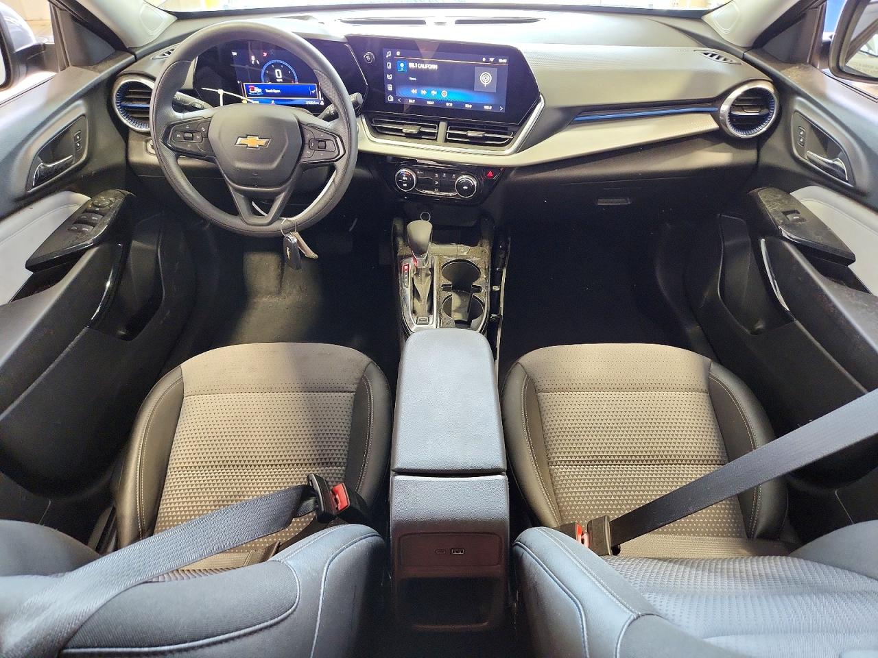 2025 Chevrolet Trax 1lt Gray vin: KL77LHEP8SC195192