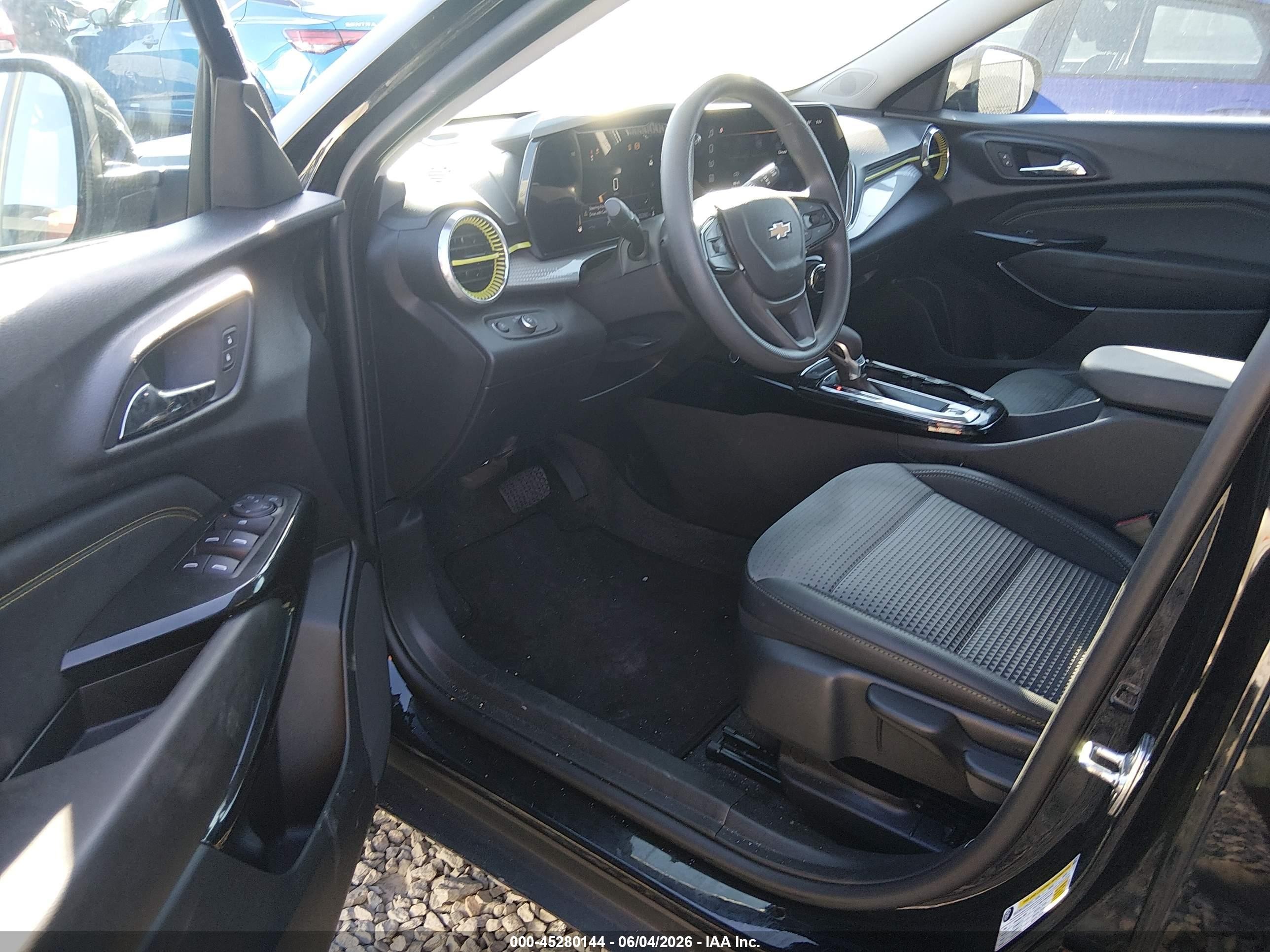 2025 Chevrolet Trax Fwd Lt Black vin: KL77LHEP8SC230040