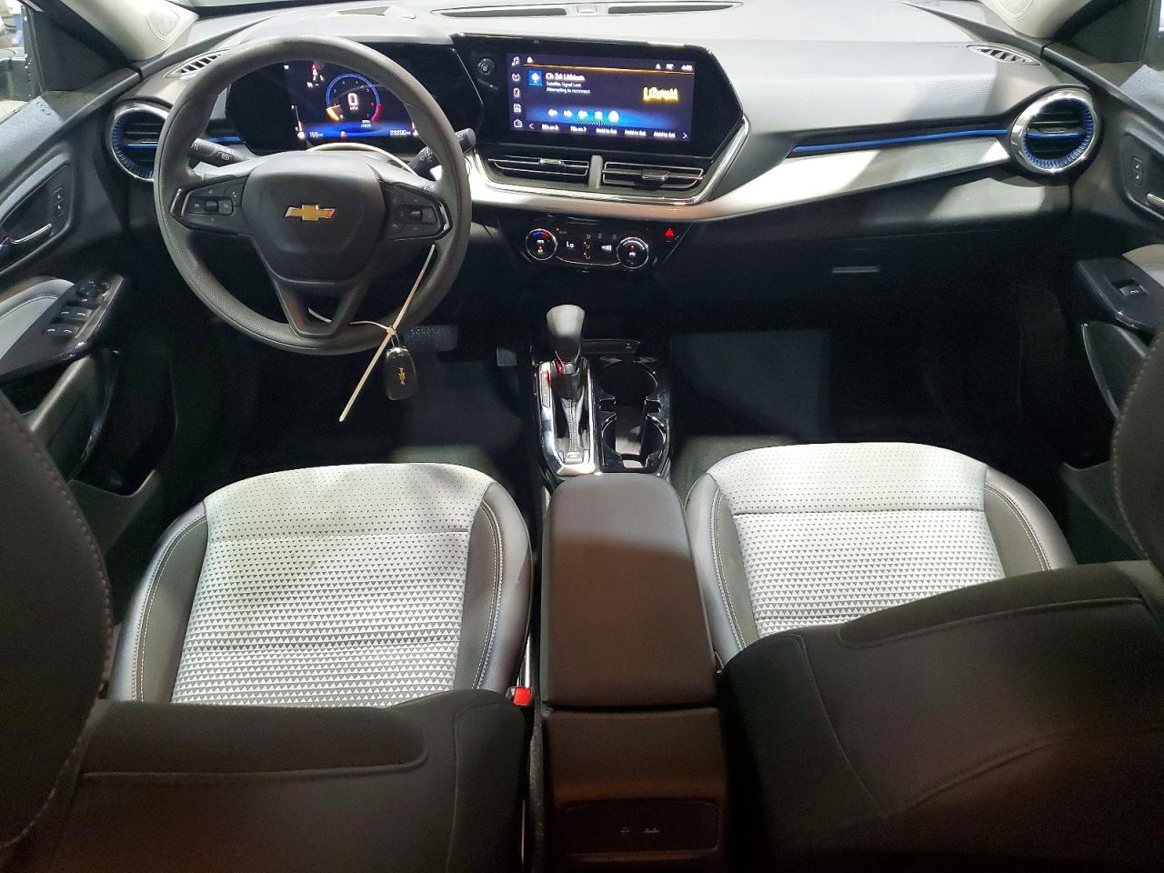 2025 Chevrolet Trax 1lt White vin: KL77LHEPXSC235031