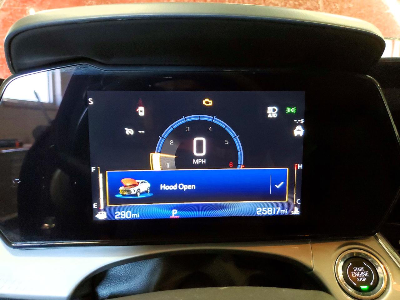 2025 Chevrolet Trax 1lt Burgundy vin: KL77LHEPXSC266117