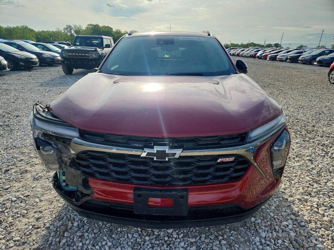 2024 Chevrolet Trax 2rs Maroon vin: KL77LJE24RC153107