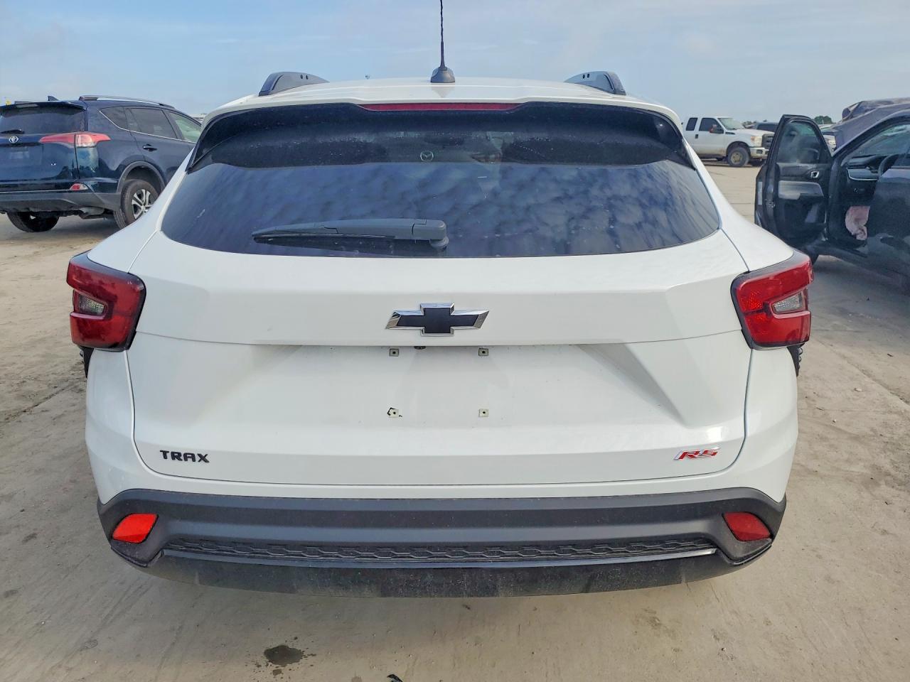 2024 Chevrolet Trax 2rs White vin: KL77LJE29RC037935