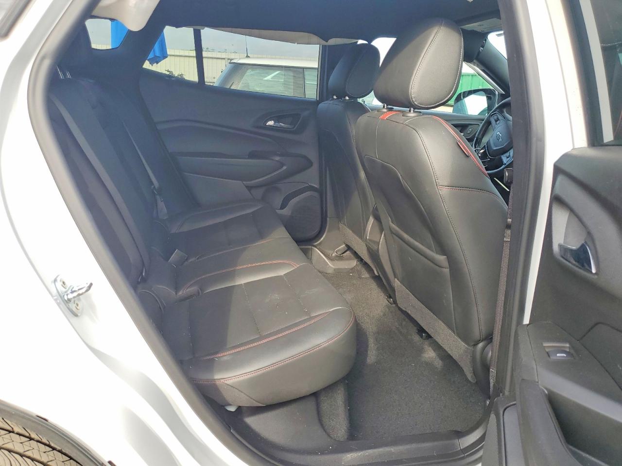 2024 Chevrolet Trax 2rs White vin: KL77LJE29RC037935
