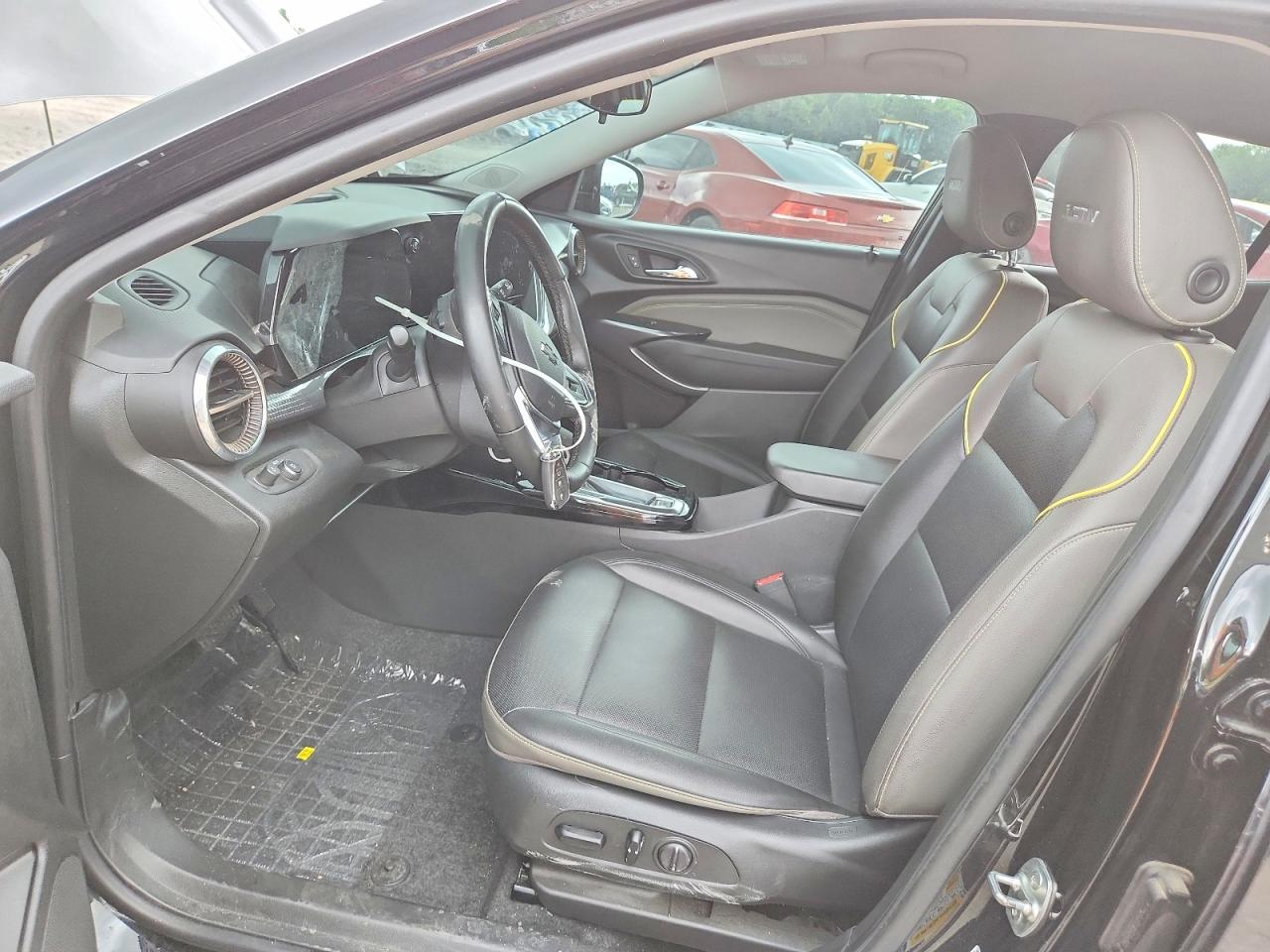 2024 Chevrolet Trax Activ Black vin: KL77LKE20RC210490