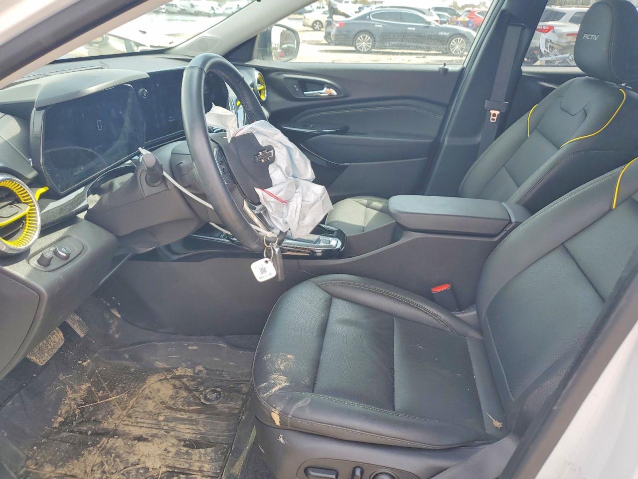 2024 Chevrolet Trax Activ Белый vin: KL77LKE24RC170723