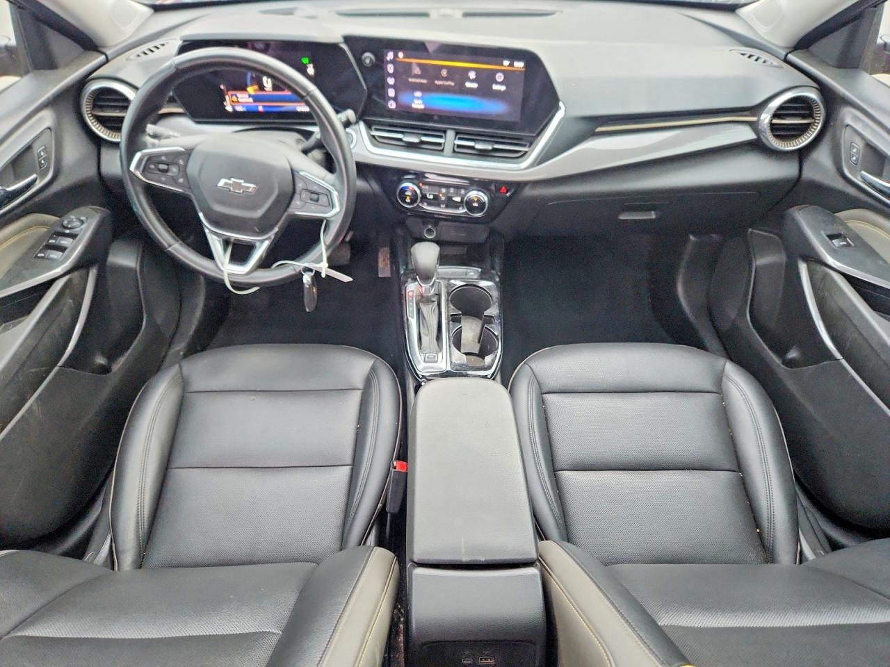 2024 Chevrolet Trax Activ Maroon vin: KL77LKE26RC140428