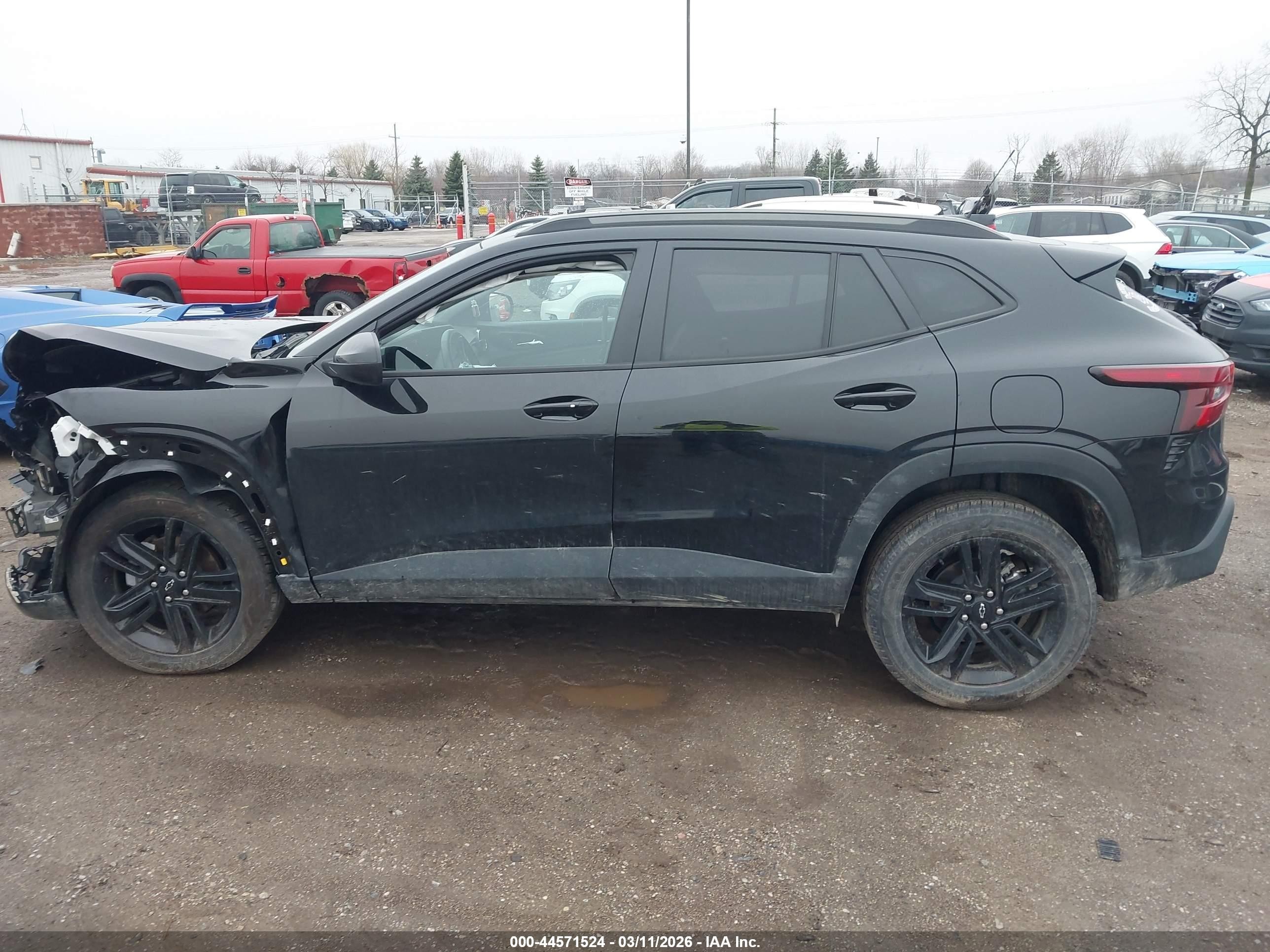 2025 Chevrolet Trax Fwd Activ Black vin: KL77LKEP4SC090131