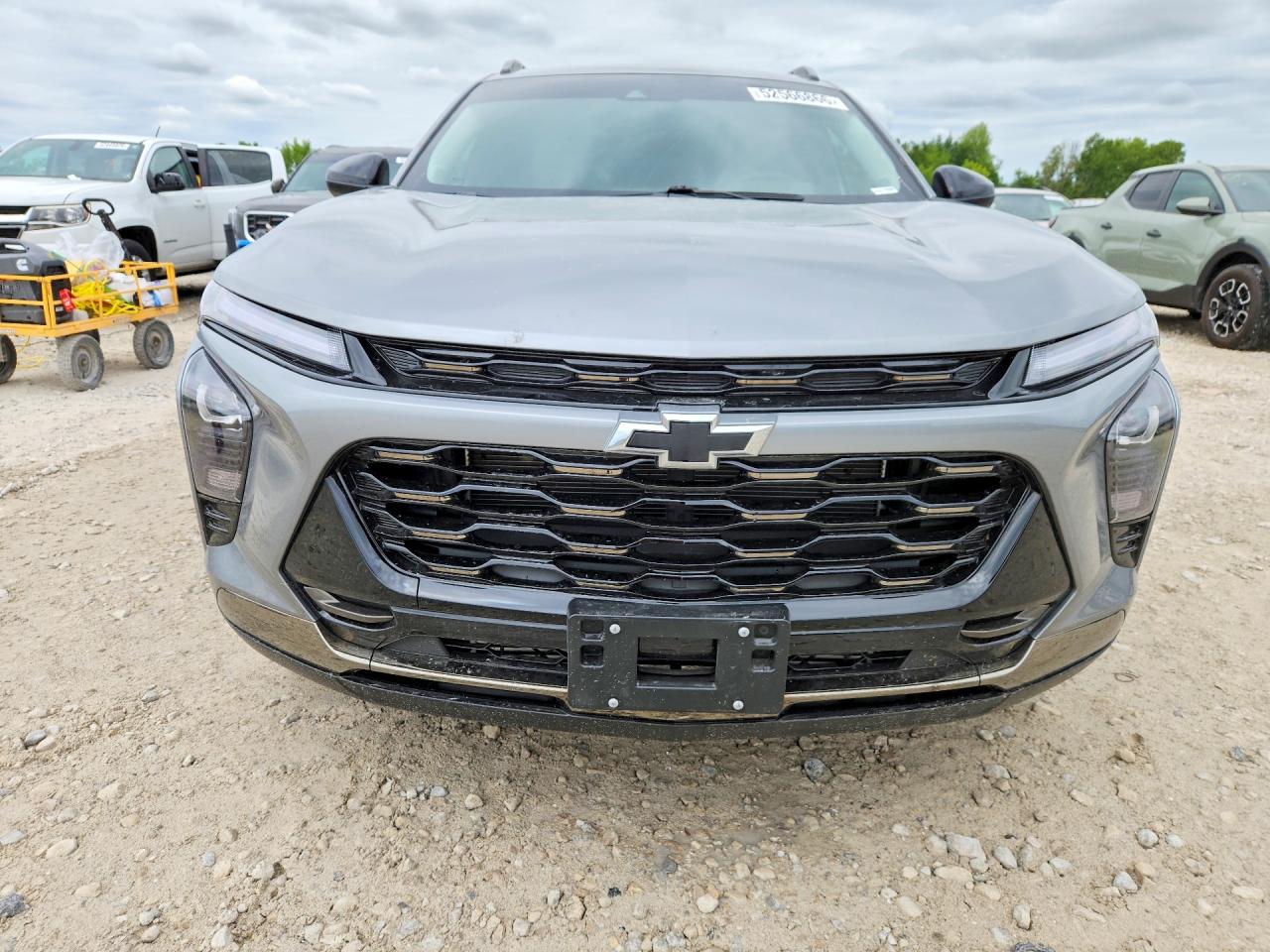 2025 Chevrolet Trax Activ Silver vin: KL77LKEP6SC335219