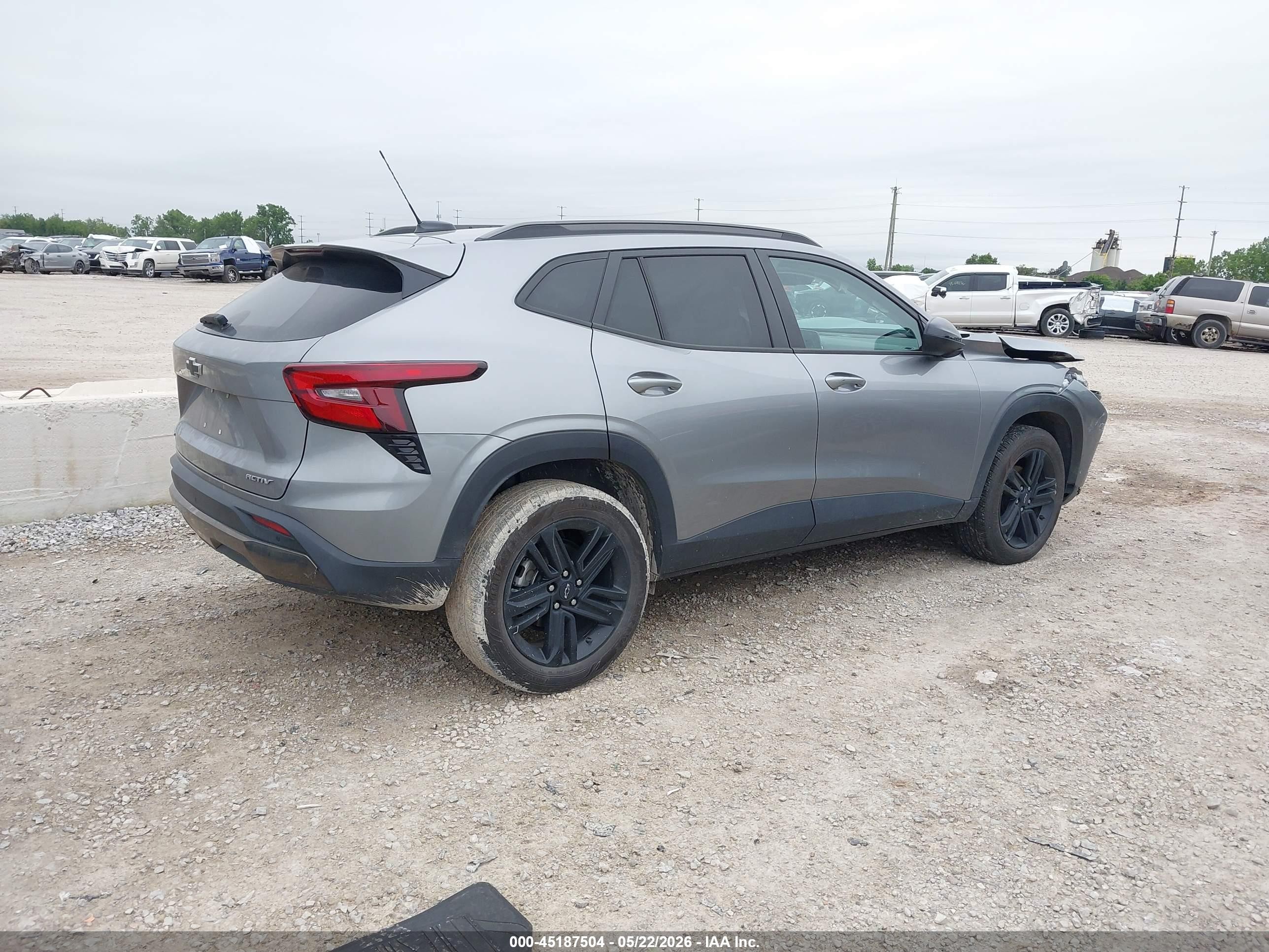 2025 Chevrolet Trax Fwd Activ Gray vin: KL77LKEPXSC158285