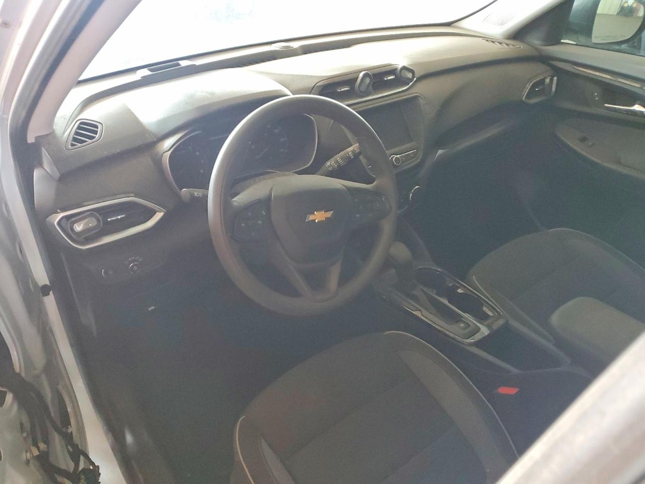 2022 Chevrolet Trailblazer 330 White vin: KL79MMS22NB101325