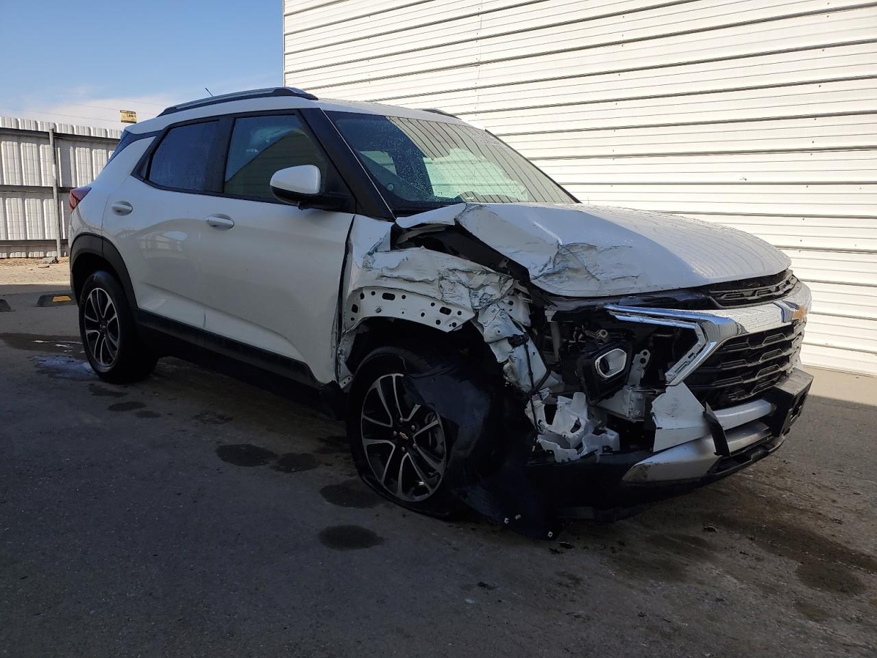 2025 Chevrolet Trailblazer Lt White vin: KL79MRSL2SB194753 Damage: Hood, Dent(S) W/ Paint Dmg, > 12 Inches