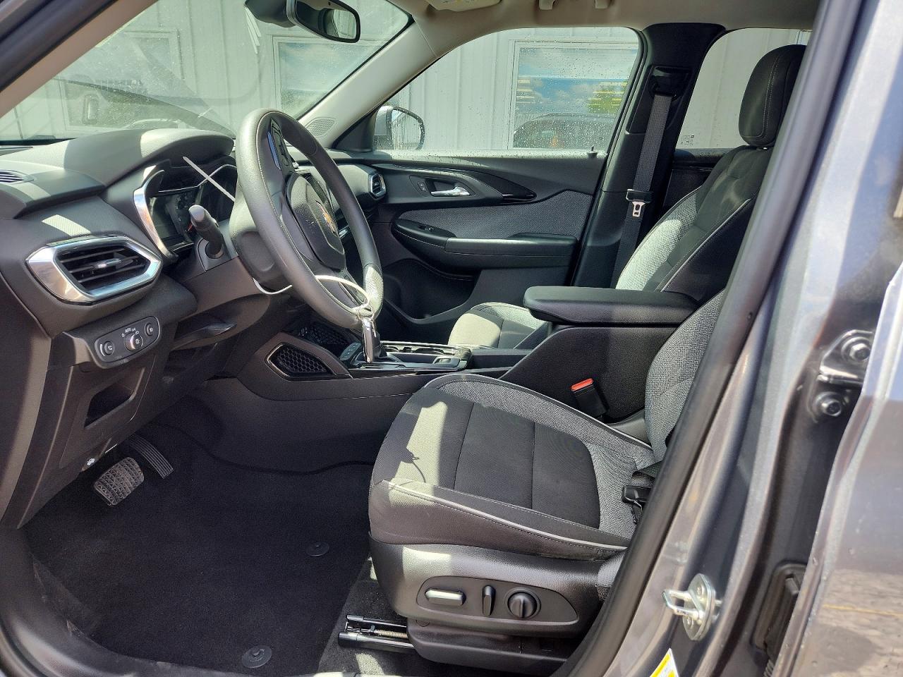 2021 Chevrolet Trailblazer Lt Silver vin: KL79MRSLXMB014485