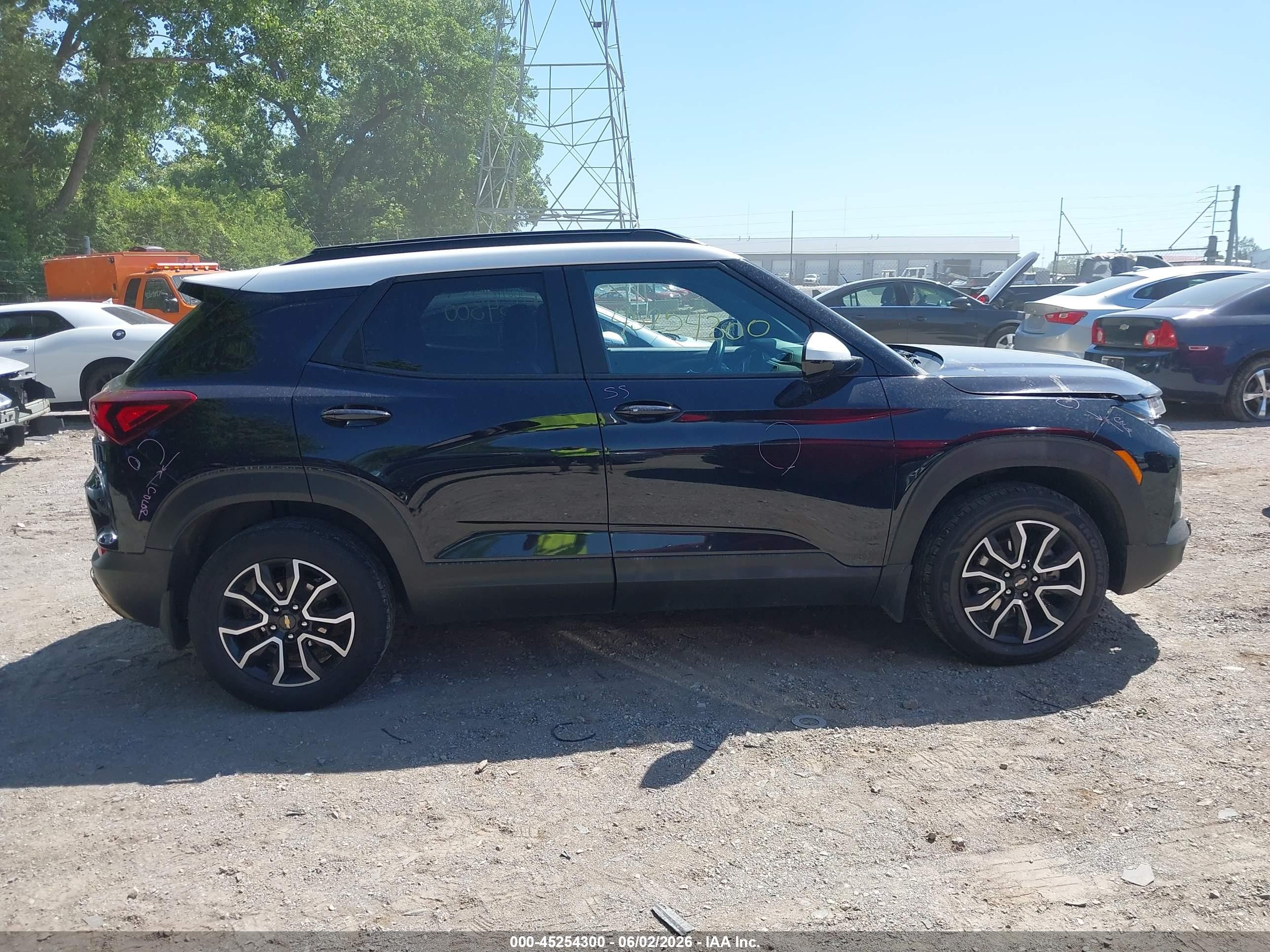 2021 Chevrolet Trailblazer Awd Activ Dark Blue vin: KL79MSSL2MB074395