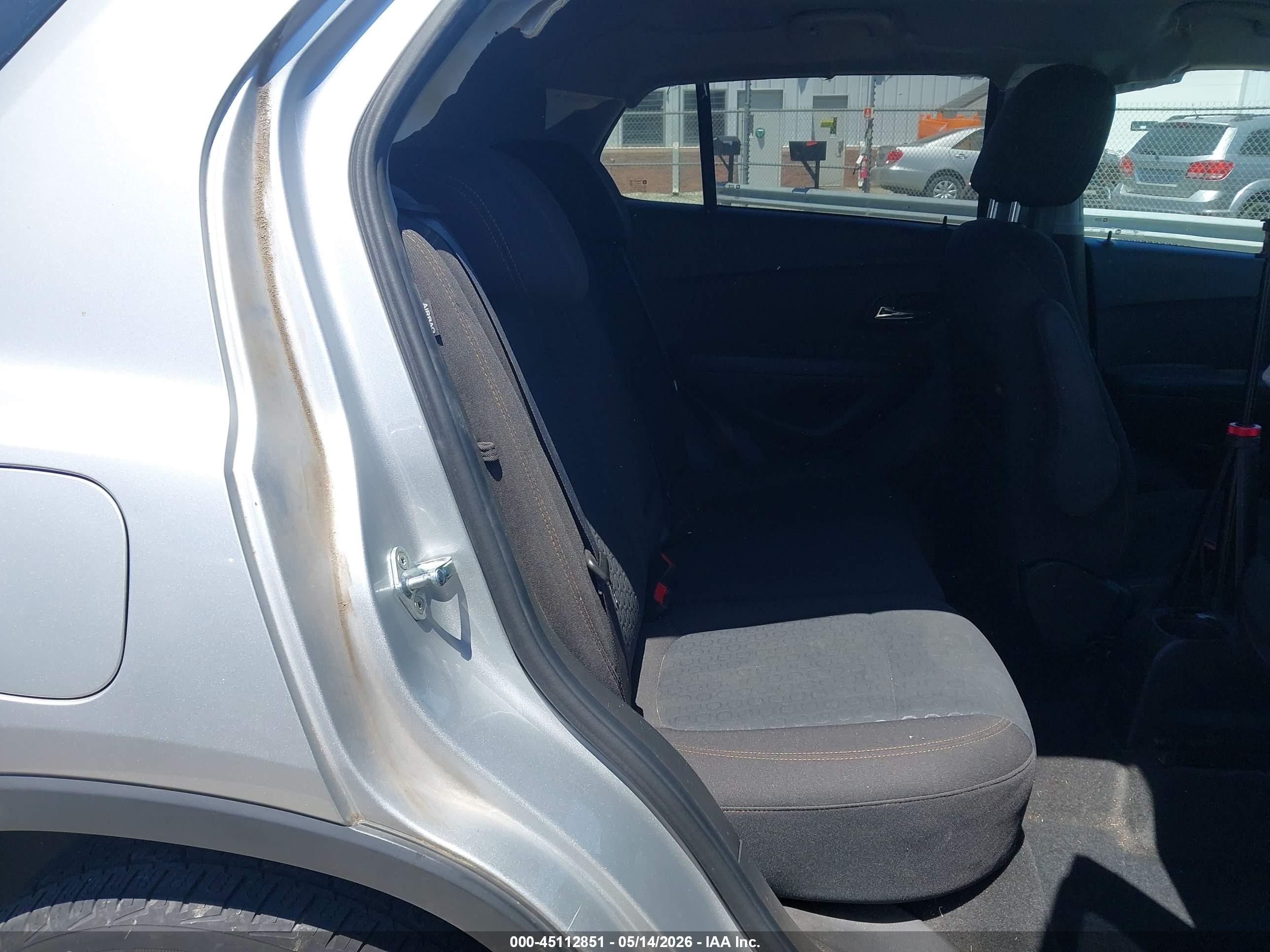 2020 Chevrolet Trax Fwd Ls Серебряный vin: KL7CJKSB0LB328688