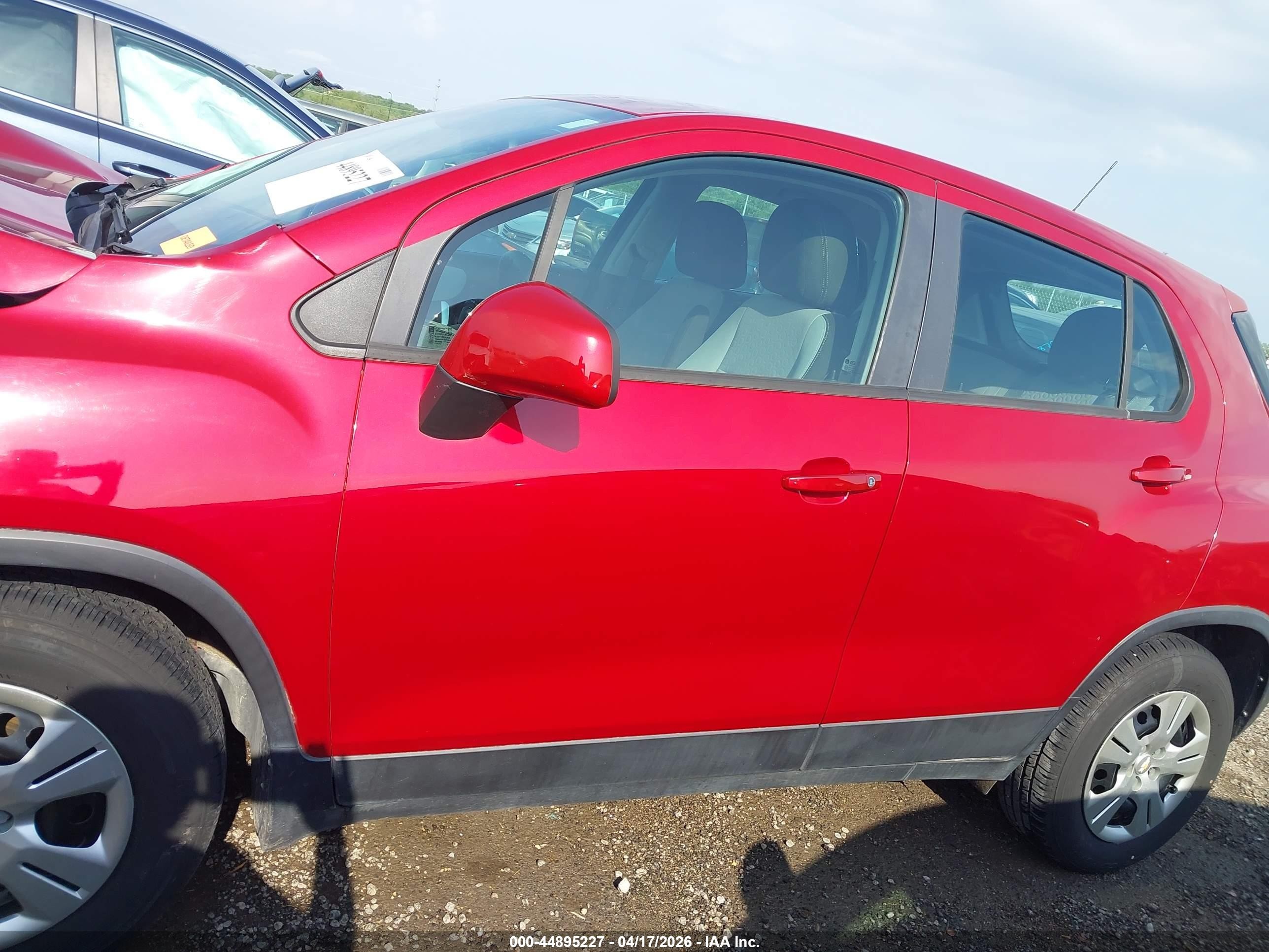 2015 Chevrolet Trax 1ls Red vin: KL7CJKSB1FB128102