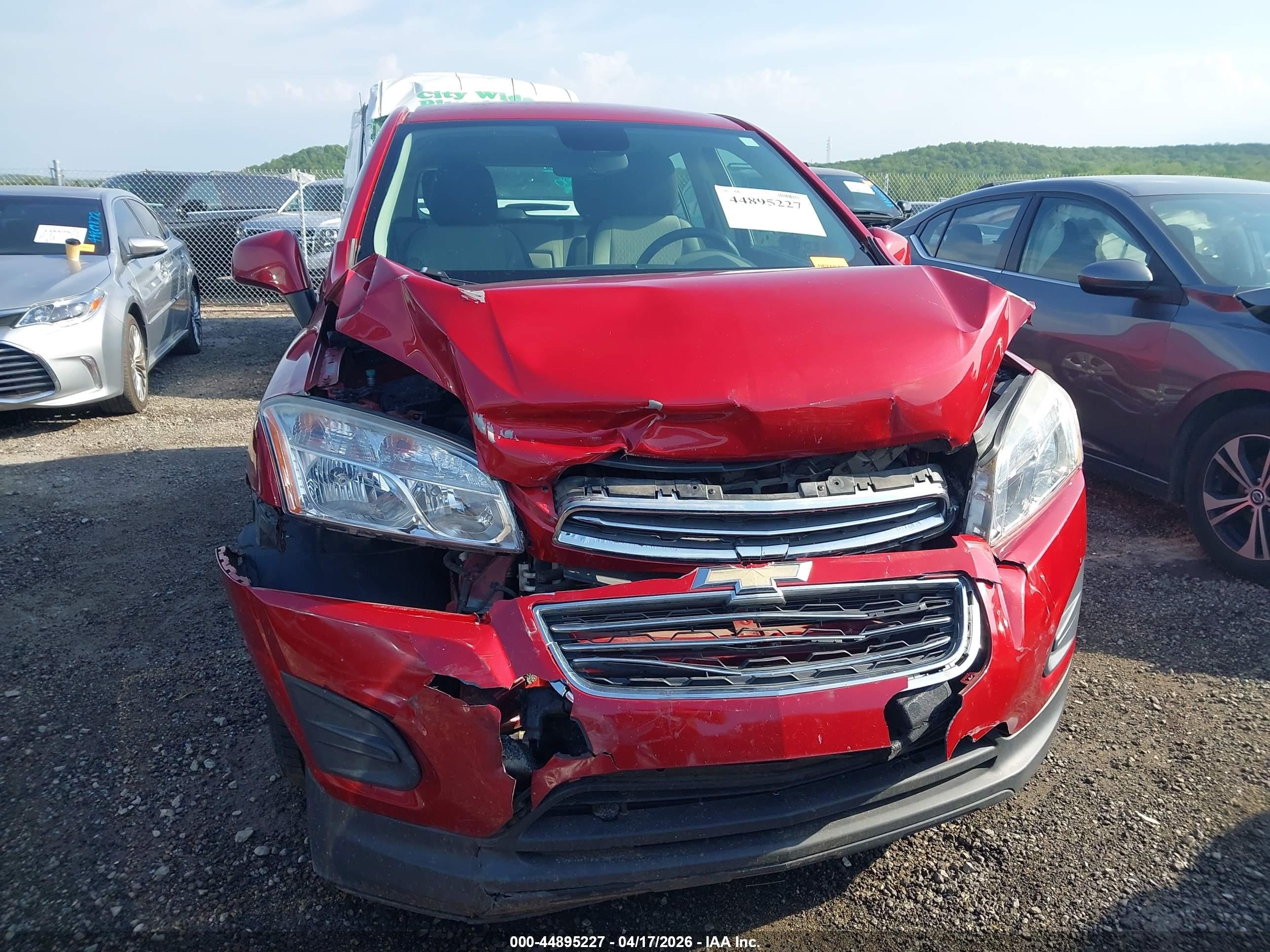 2015 Chevrolet Trax 1ls Red vin: KL7CJKSB1FB128102