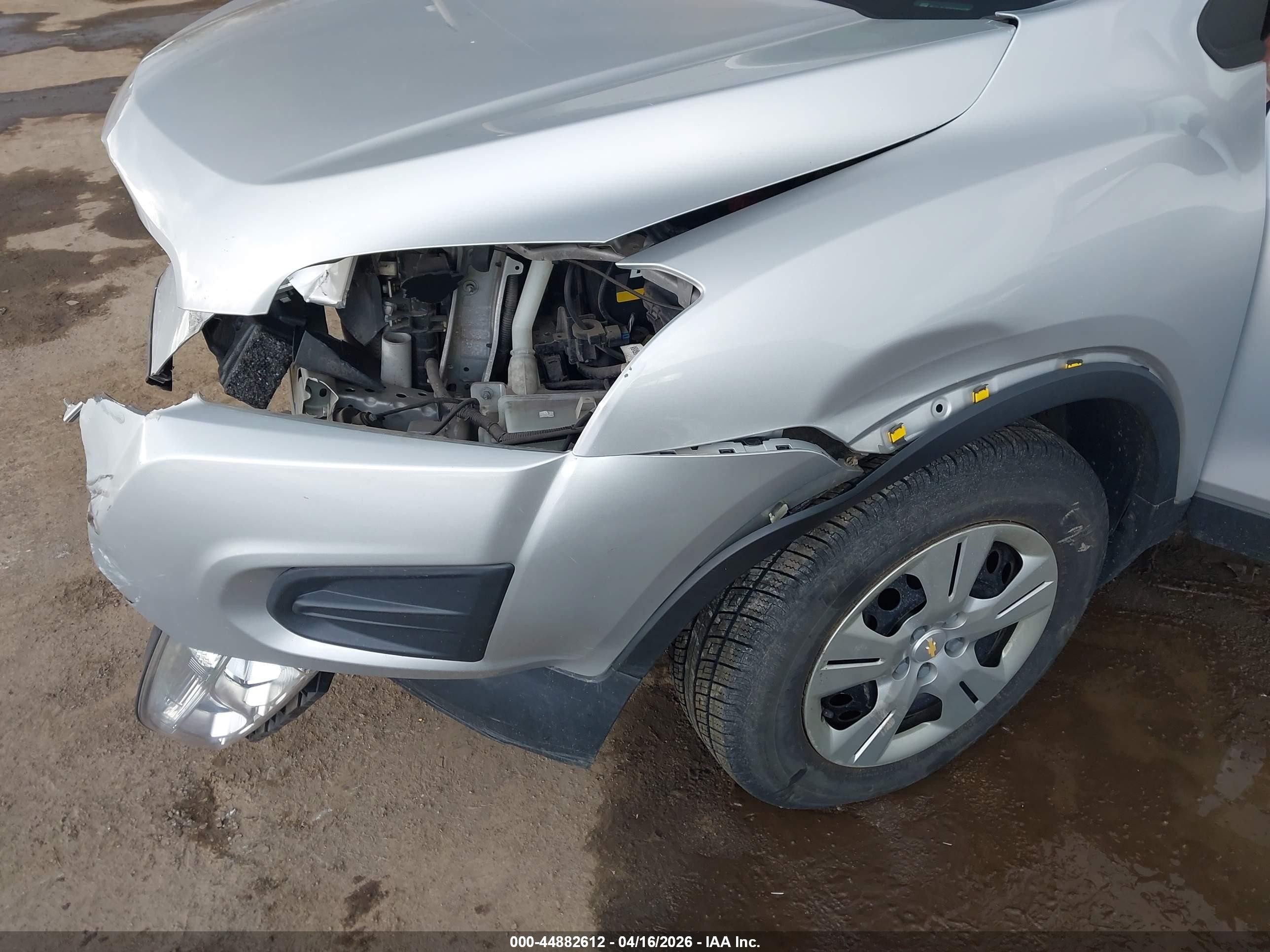 2015 Chevrolet Trax 1ls Серебряный vin: KL7CJKSB2FB146270