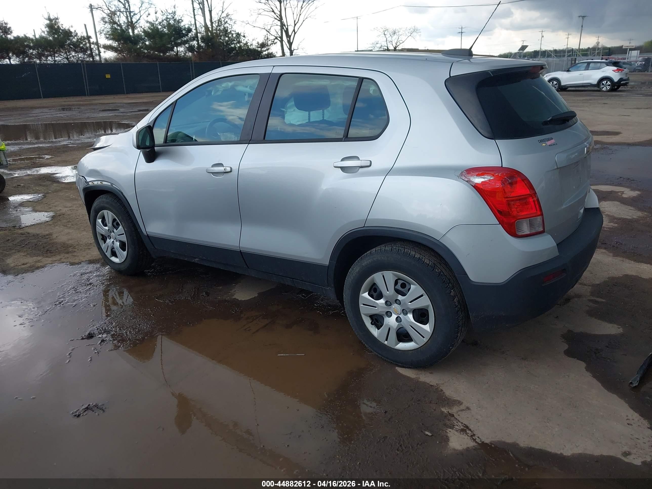 2015 Chevrolet Trax 1ls Серебряный vin: KL7CJKSB2FB146270