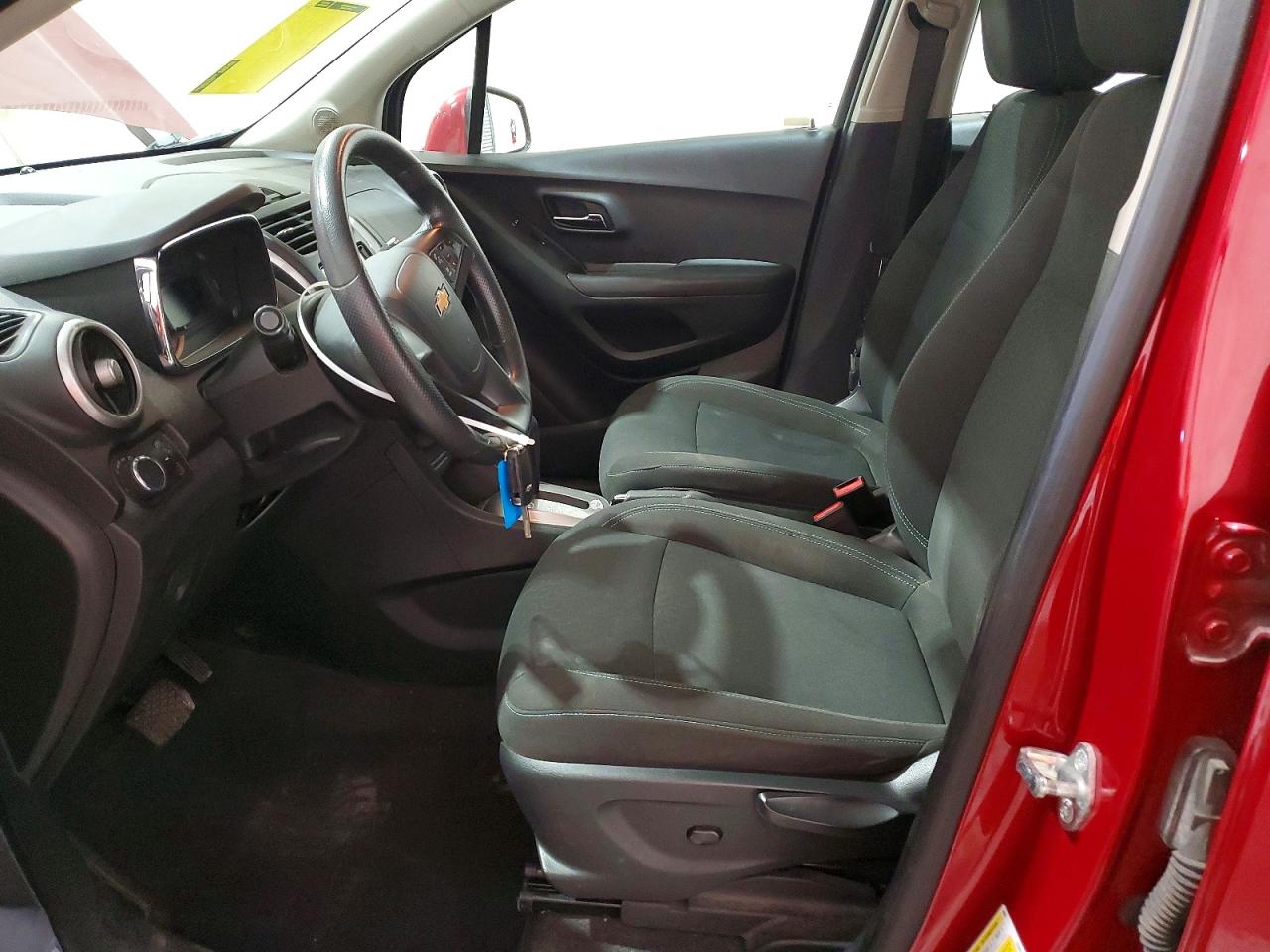 2015 Chevrolet Trax Ls Burgundy vin: KL7CJKSB2FB185277