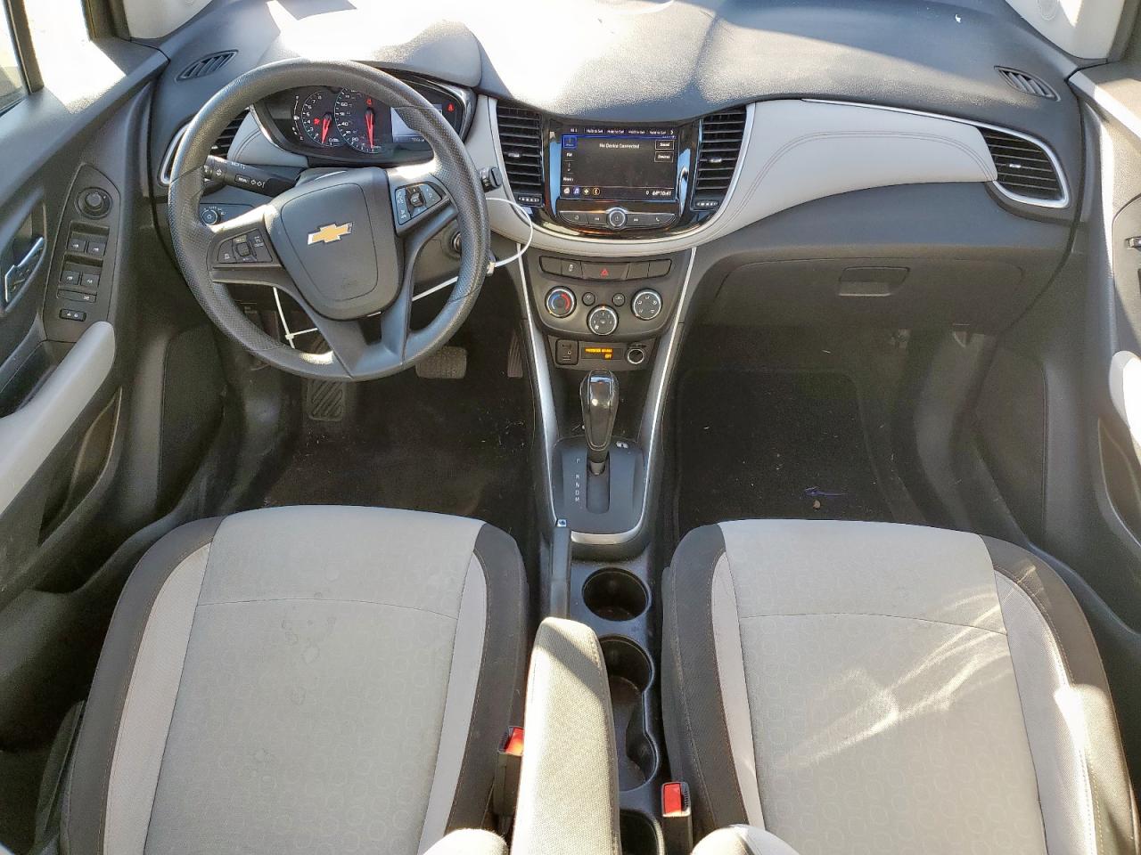 2020 Chevrolet Trax Ls Tan vin: KL7CJKSB2LB353883