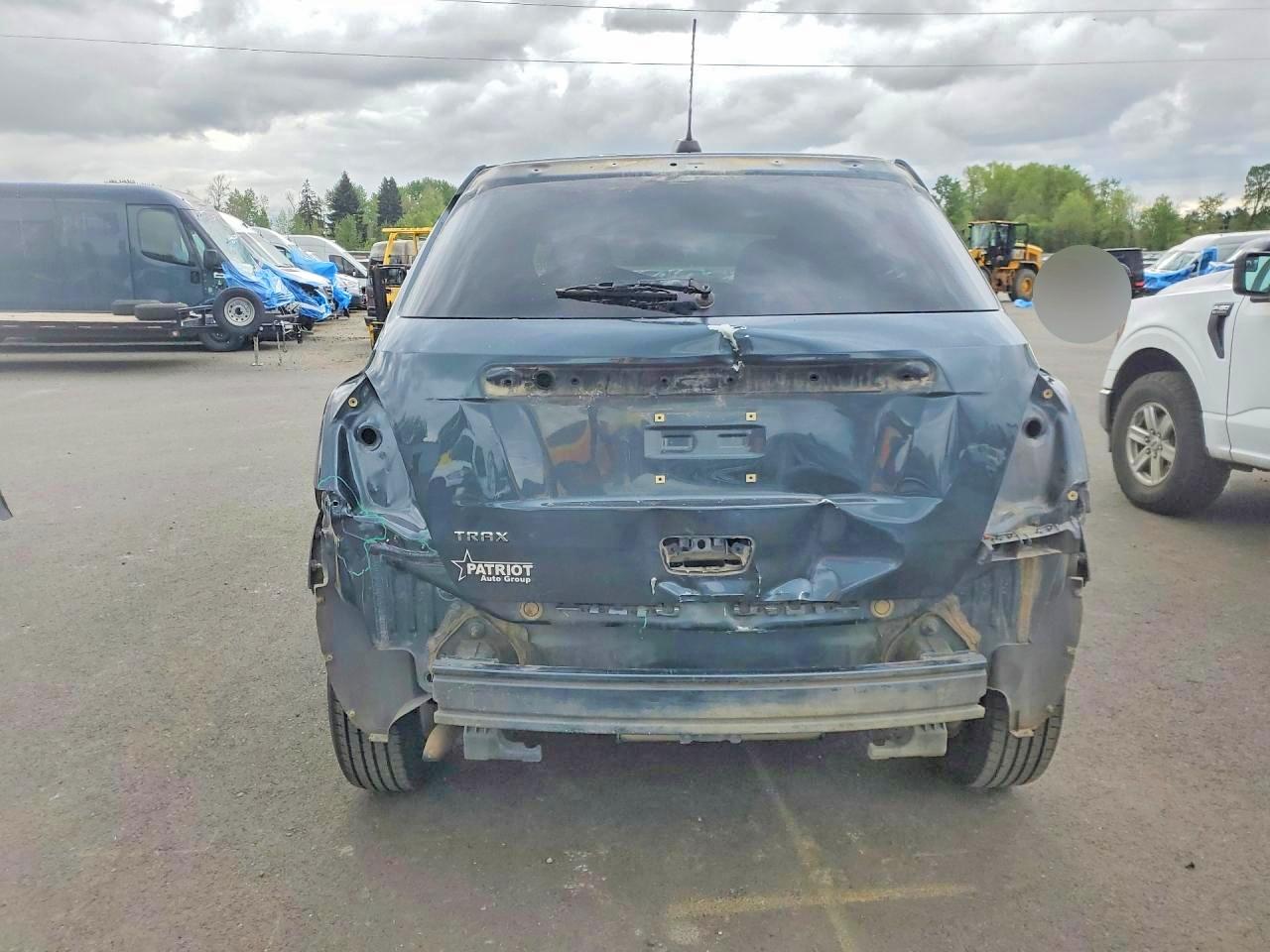 2021 Chevrolet Trax Ls Gray vin: KL7CJKSB2MB307388