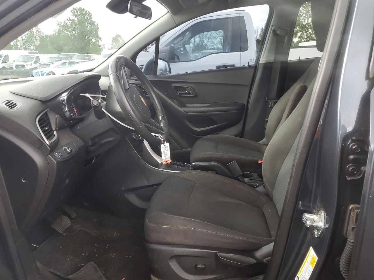 2021 Chevrolet Trax Ls Gray vin: KL7CJKSB2MB307388