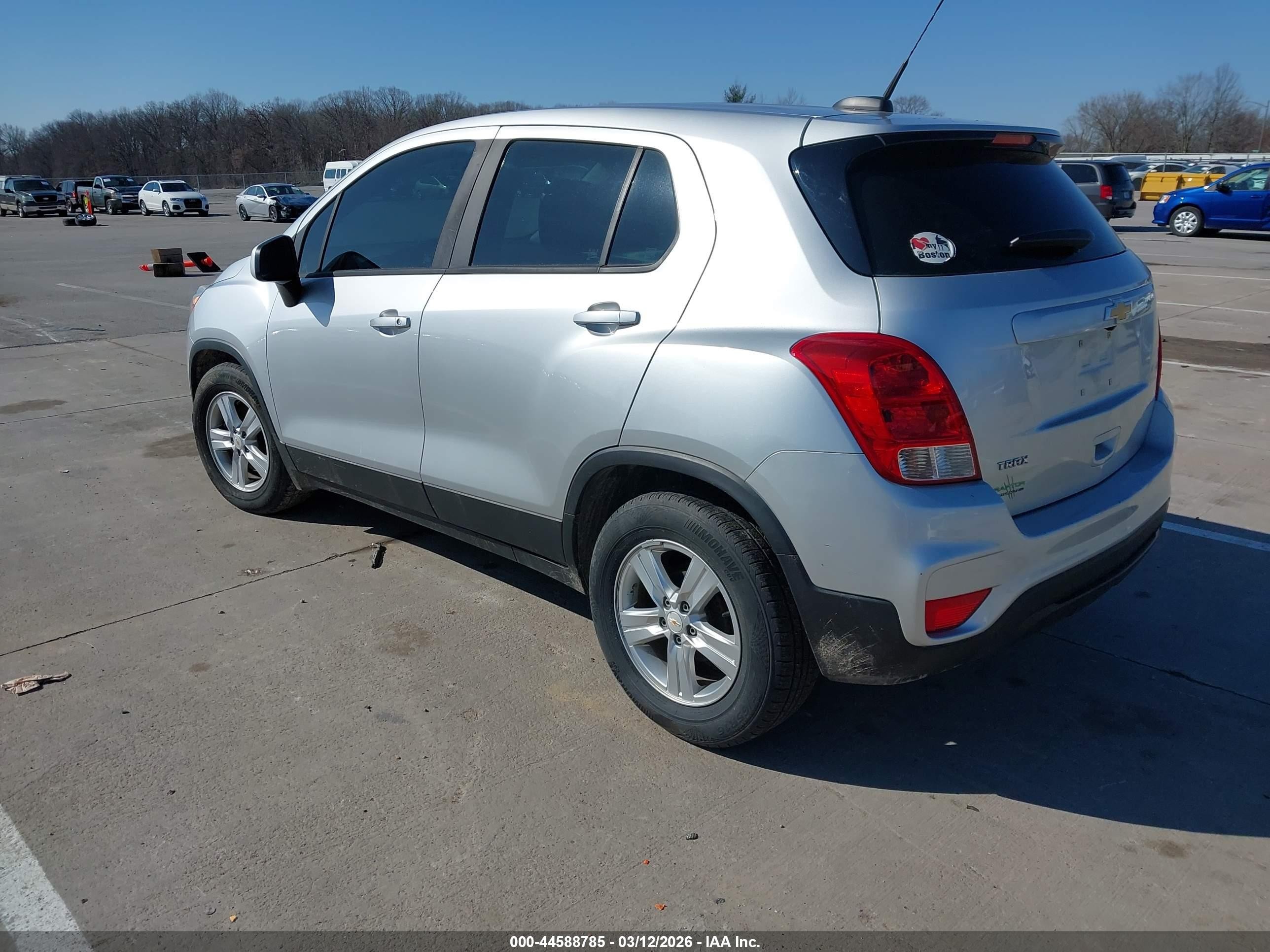 2017 Chevrolet Trax Ls Серебряный vin: KL7CJKSB4HB103620