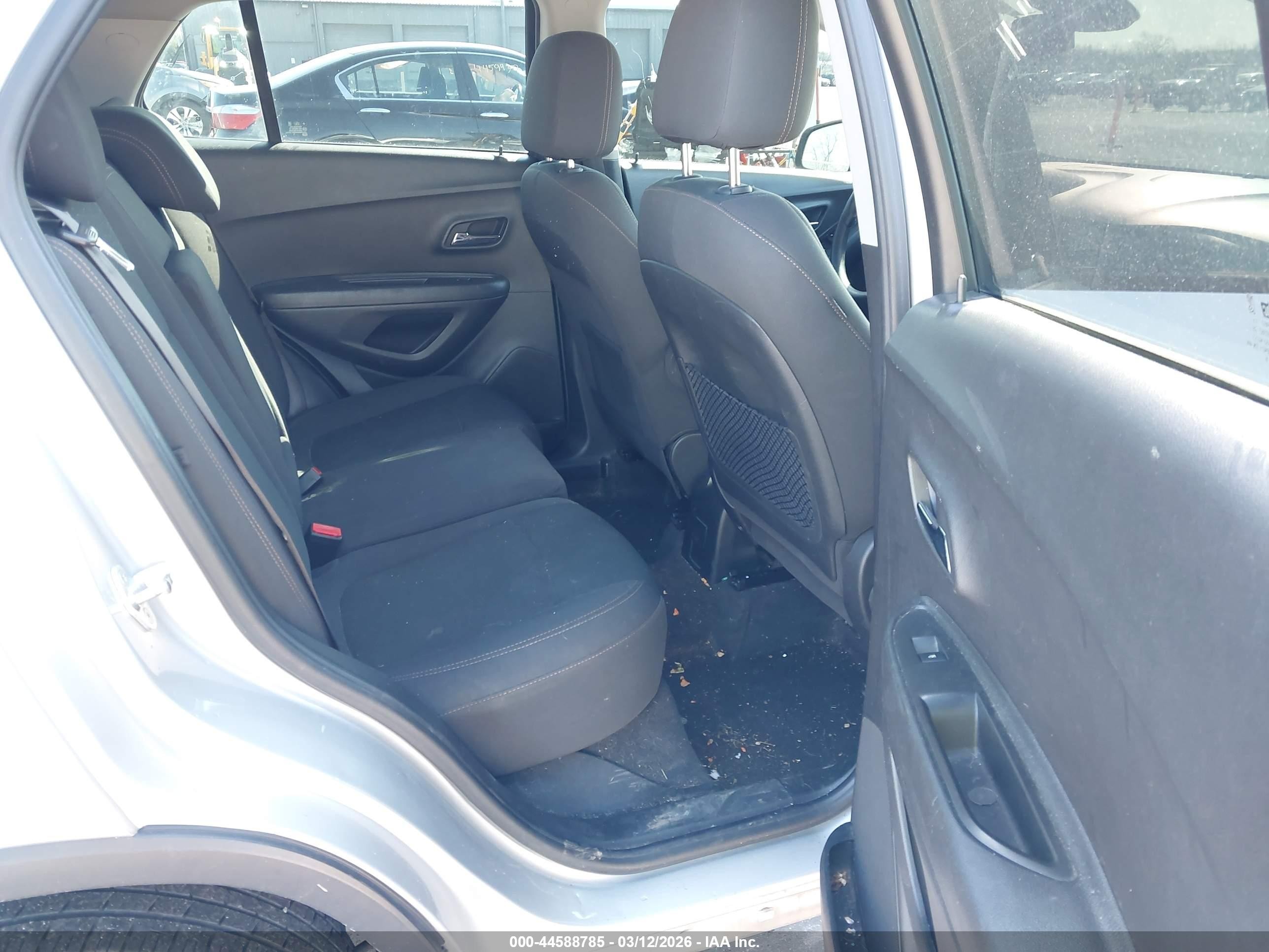 2017 Chevrolet Trax Ls Серебряный vin: KL7CJKSB4HB103620